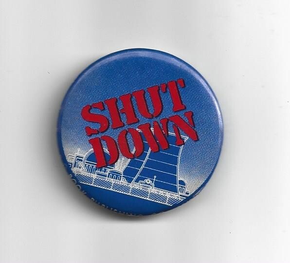 1960s PROTEST pin ANTI NUCLEAR Power Plant Energy  pinback PEACE Disarmament