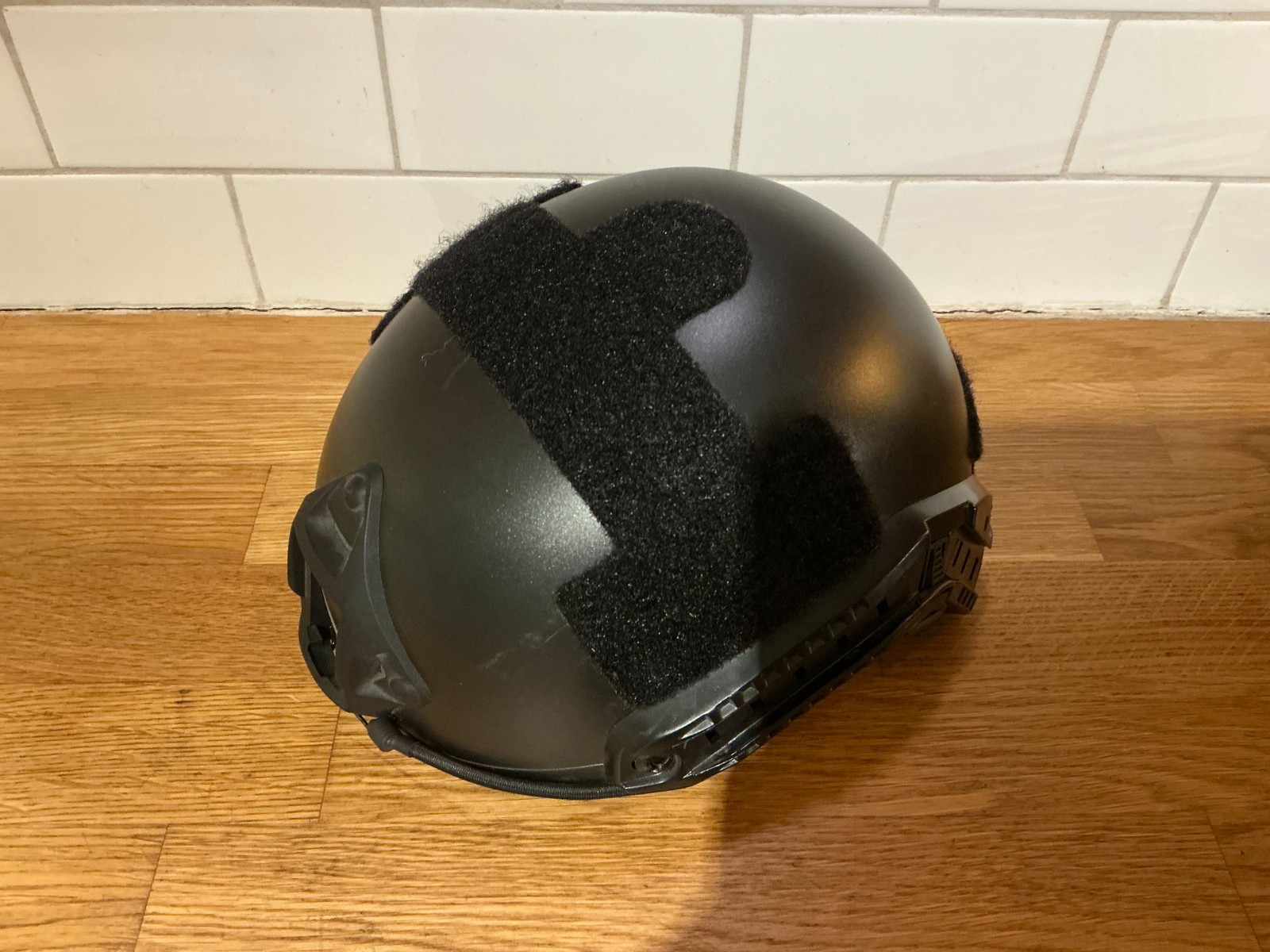 AtAirsoft Tactical FAST helmet - black - small - READ DESCTRIPTION