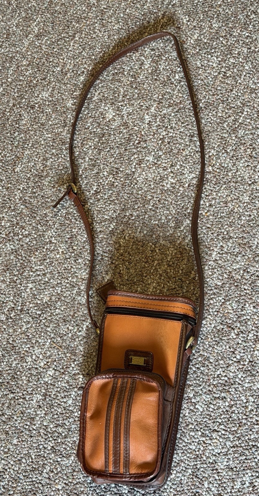 VINTAGE 70'S 80'S LAND LEATHER CROSSBODY BAG LUGGAGE CAMERA TRAVEL BAG LOOK WOW
