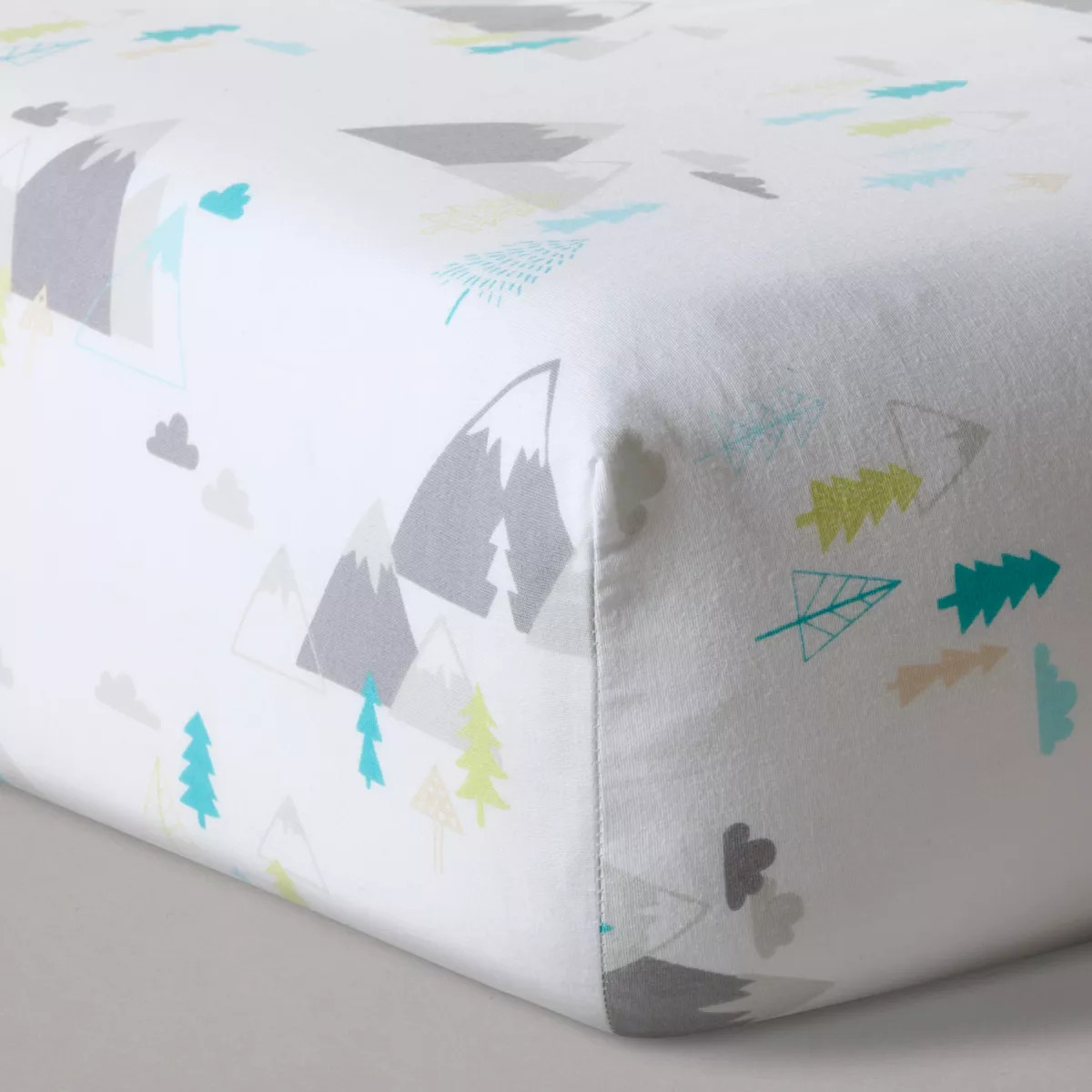 Fitted Crib Sheet Mountains - Cloud Island™ White