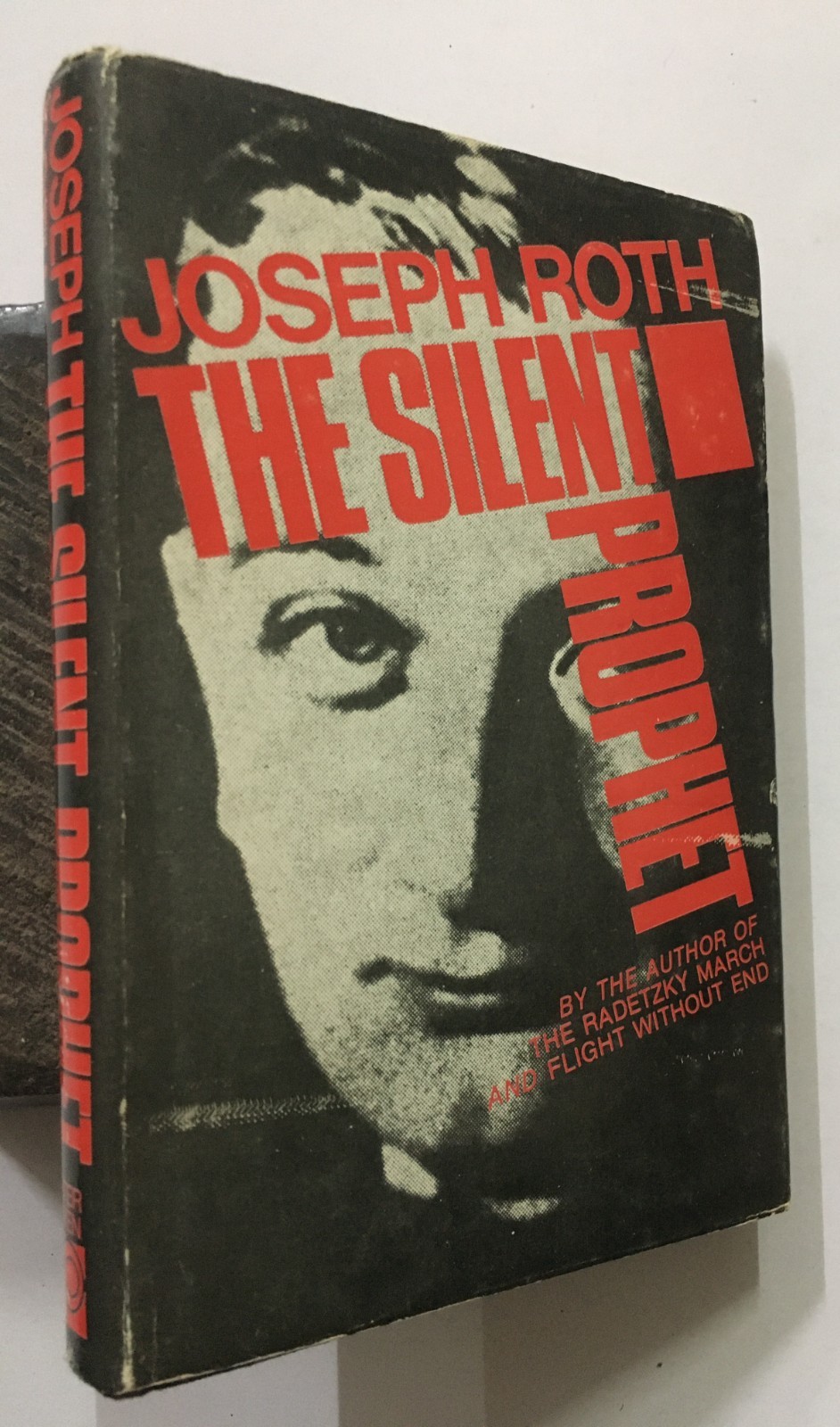 Roth, Joseph: The Silent Prophet. Peter Owen. 1979. London. 220p. hb