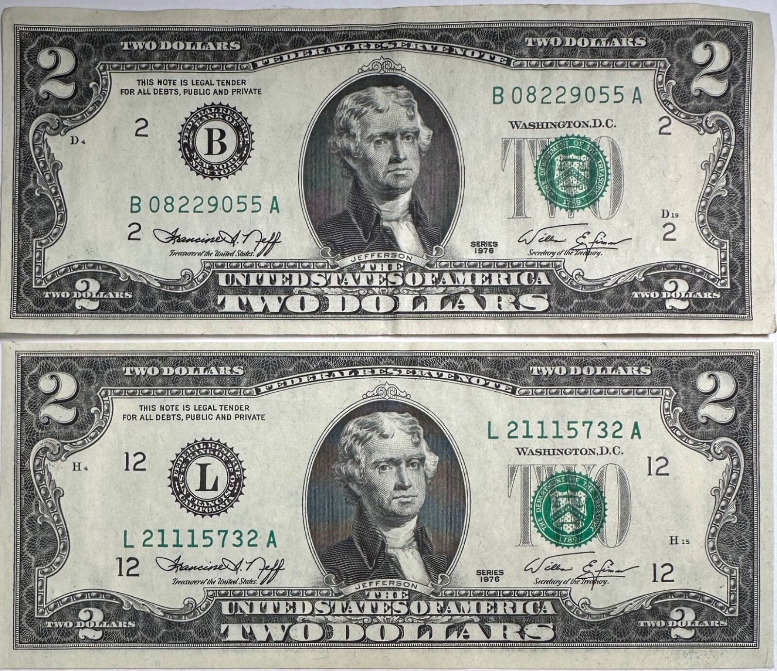(2) 1976 Series U.S. Bicentennial $2 Federal Reserve Notes Green Seal Very CRISP