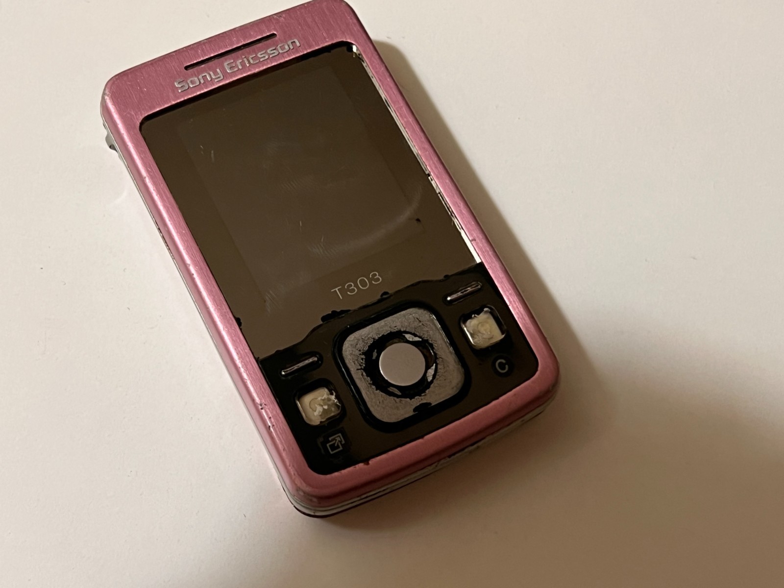 Sony Ericsson T303 Pink  color Vintage Cell phone