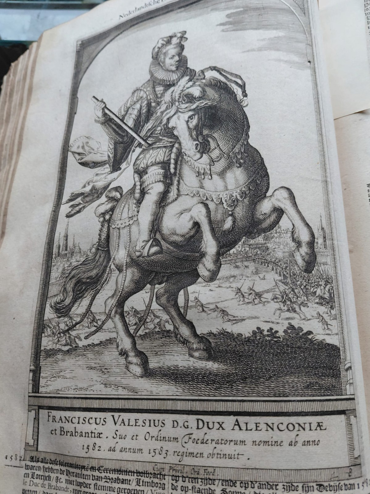 1663 History of the Low Countries , 80 years War with Spain, with 55 engravings!