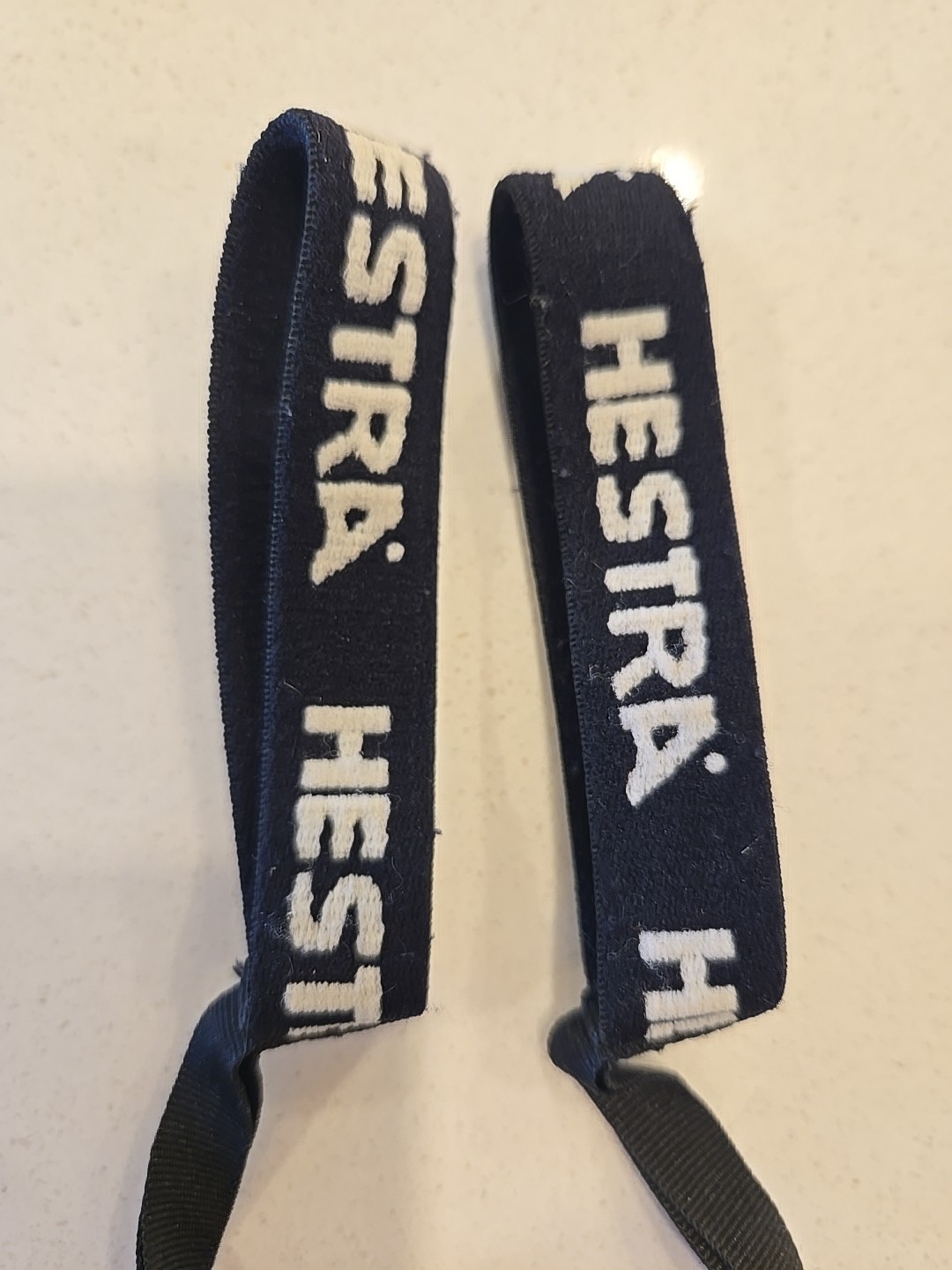 Black Hestra Men's Size 8 - 11 Handcuff Wrist Strap Ski Glove Mitten Mitt Used