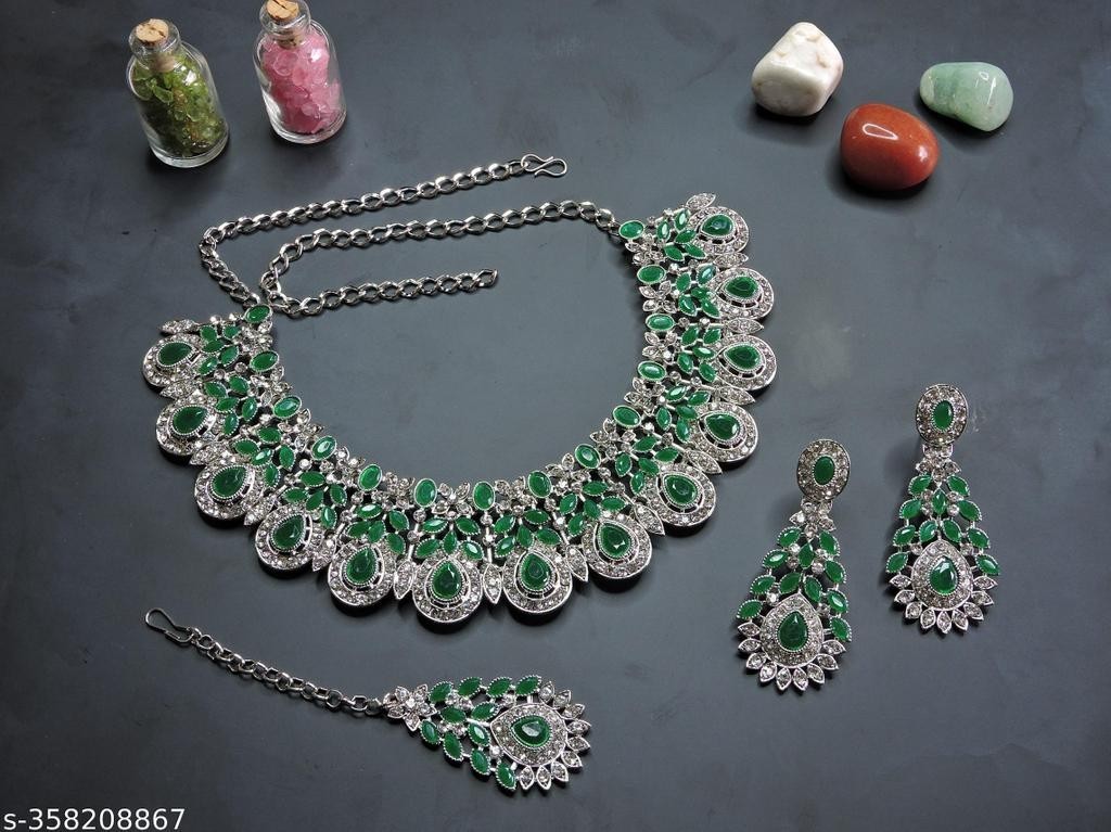 Indian Silver Finish Green Kundan Choker Necklace Wedding Party Jewelry Set A65