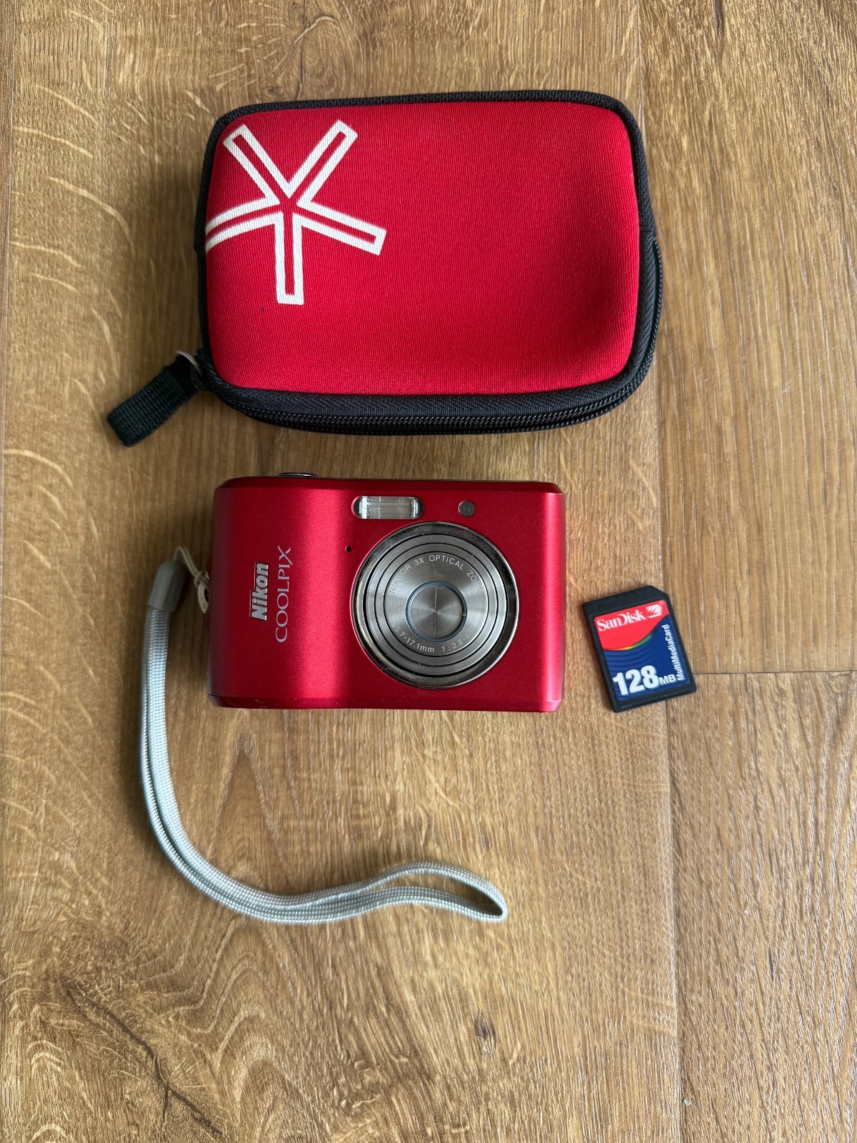 Nikon Coolpix L18 Digital Camera, Tested Works Battery Contact Issue w/DIY Fix