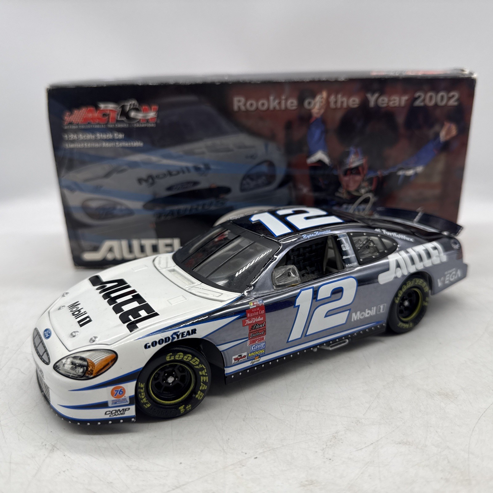 2002 Action 1:24 Ryan Newman #12, Alltel Rookie Of The Year, Ford Taurus