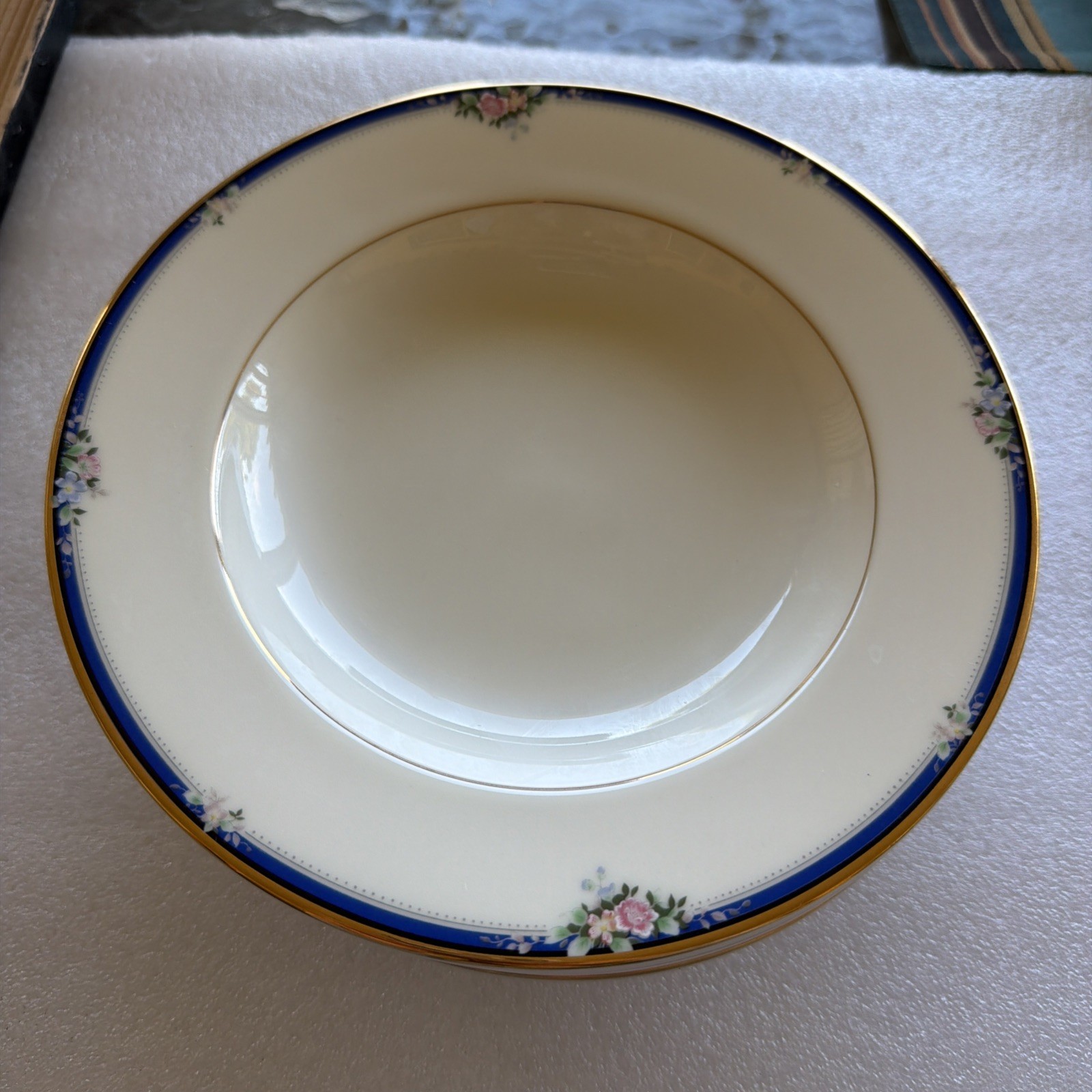 Set Of 6 Mikasa "IMPERIAL ROSE" RIMMED SOUP BOWL Cobalt, Floral Gold Trim, Japan