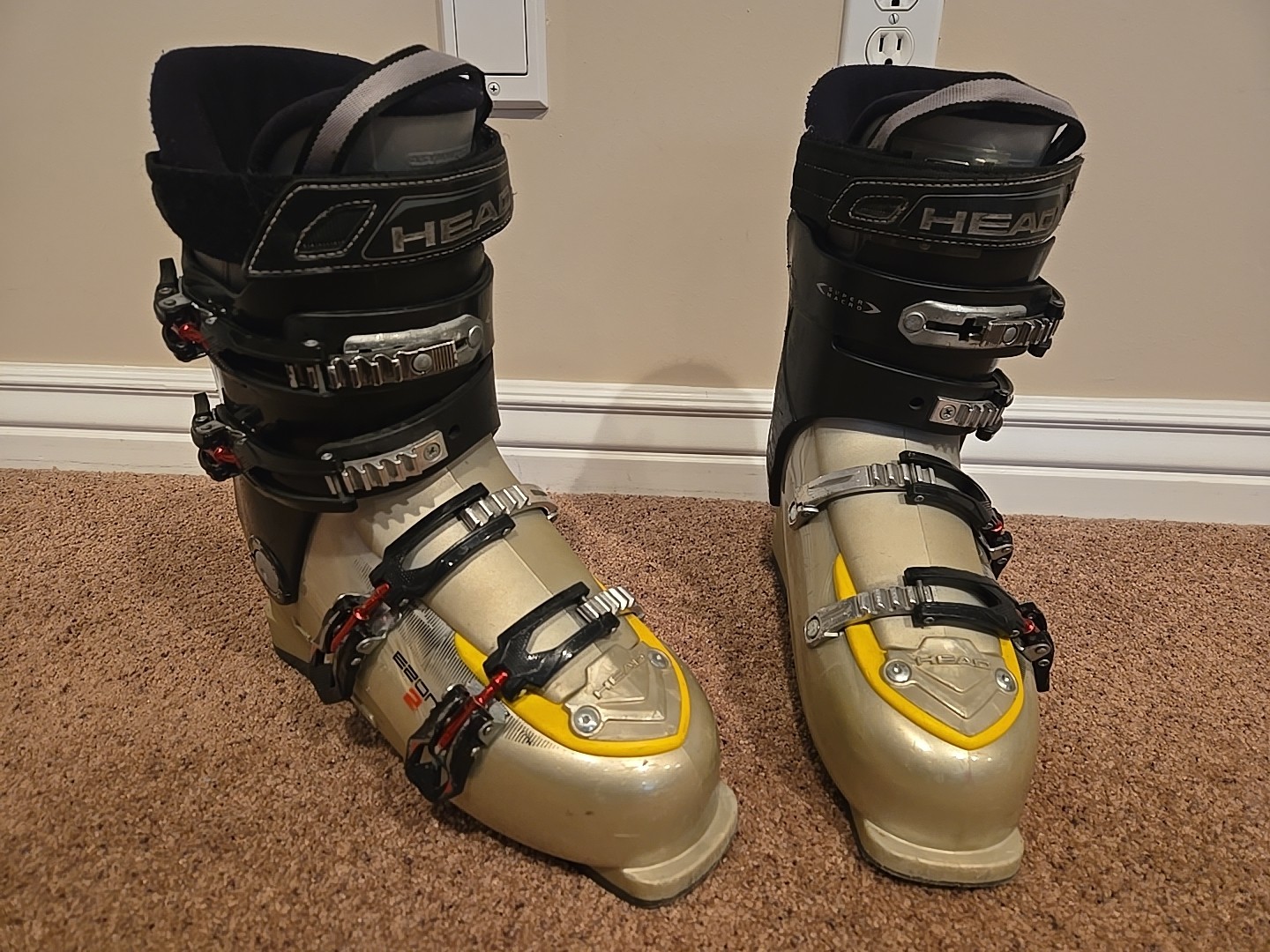 HEAD BYS EZON 2 Ski Boots, Mondopoint 27.5, 329 mm Outer Shell