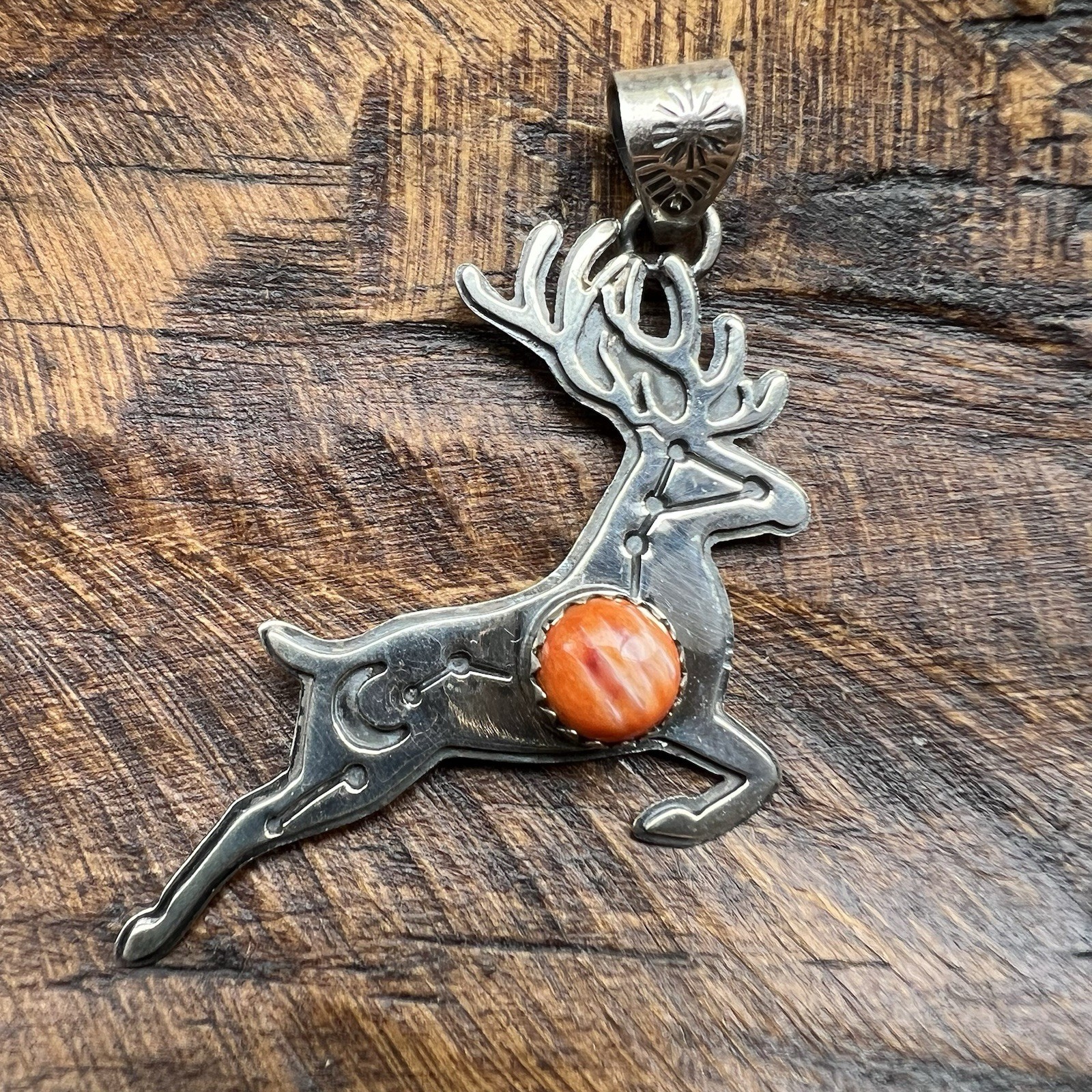 Sterling Silver Leaping Deer Pendant Spiny Oyster Shell Southwestern Wildlife