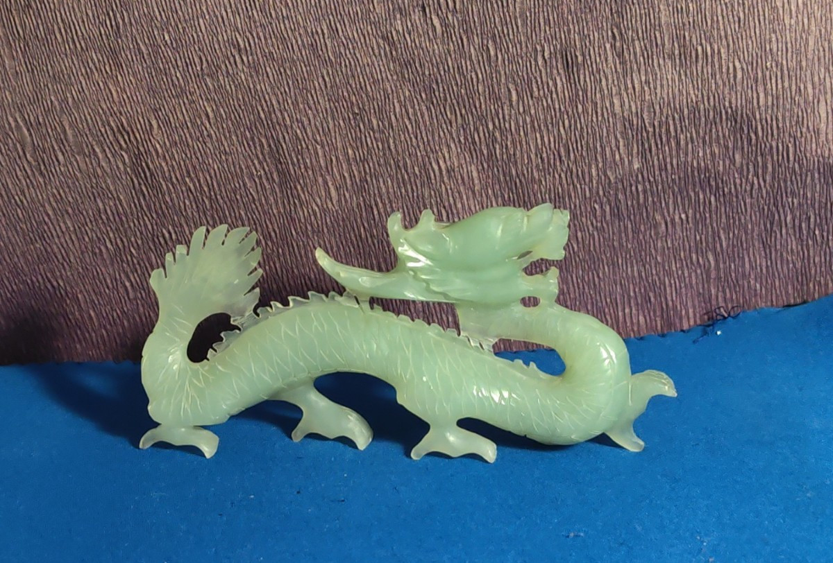 Vintage Asian Chinese Jade Carved Figurine Dragon Statue #1