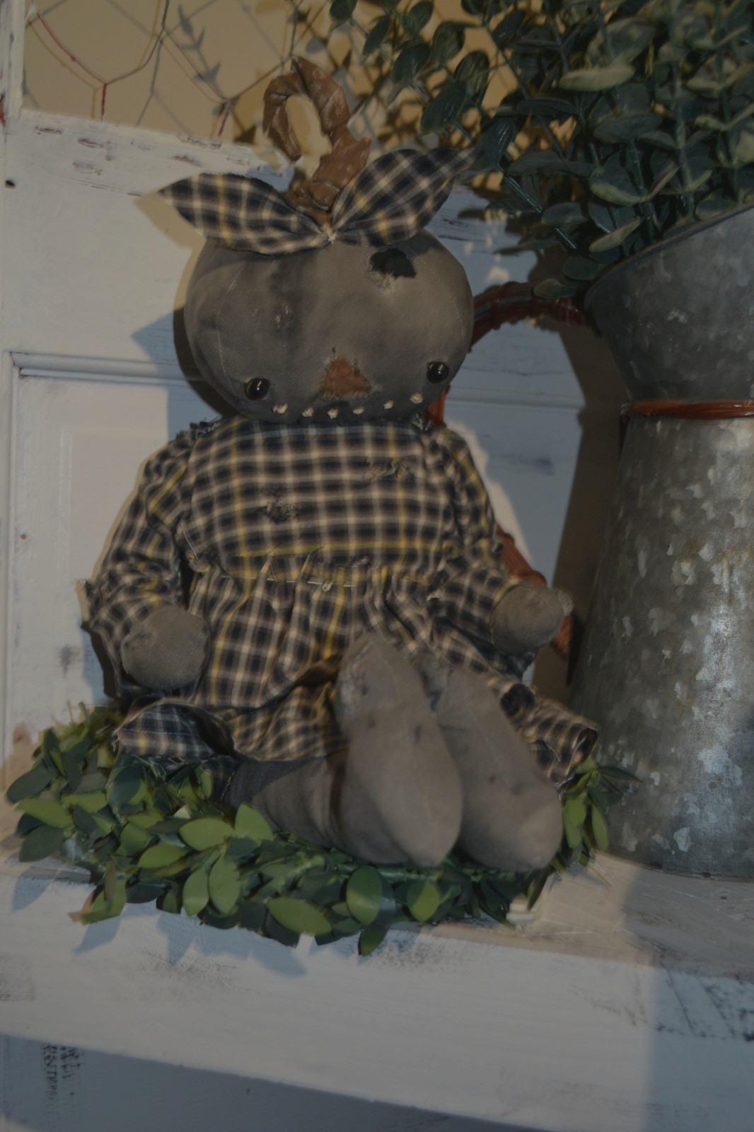 PRIMITIVE RAG STUFFED PUMPKIN GIRL~TATTERED&TORN~DECOR