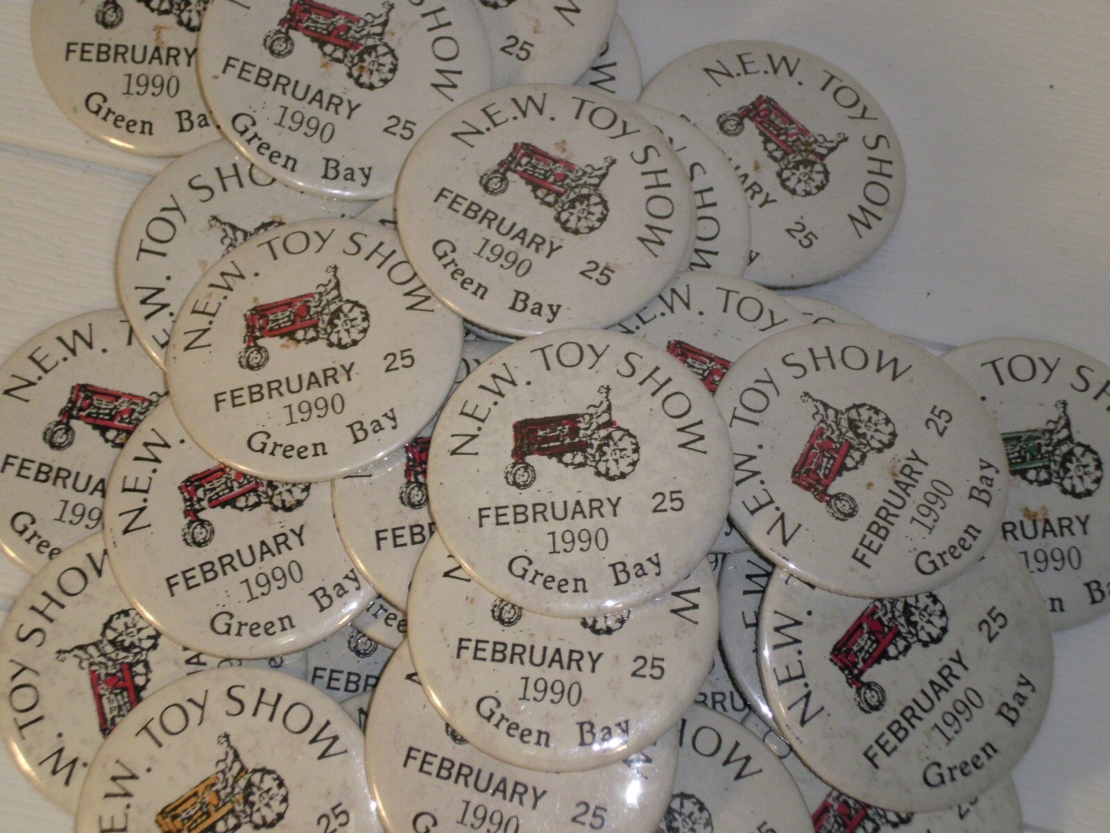 Collectible Toy Tractors Vintage Toy Show Admission Pin on Buttons 1990 GreenBay