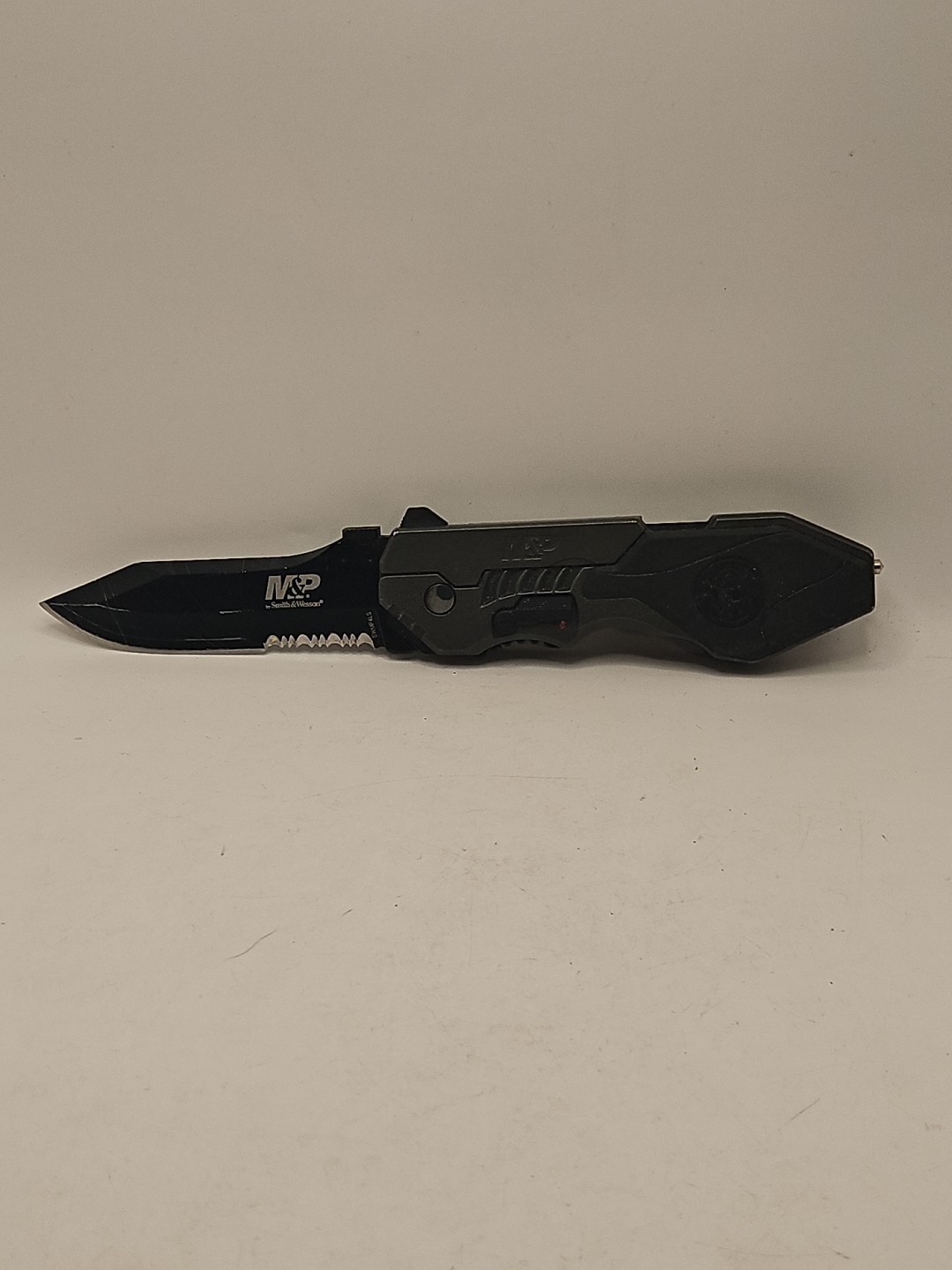 Smith & Wesson SWMP4LS M&P M.A.G.I.C. Assisted Opening Folding Knife 3.6"