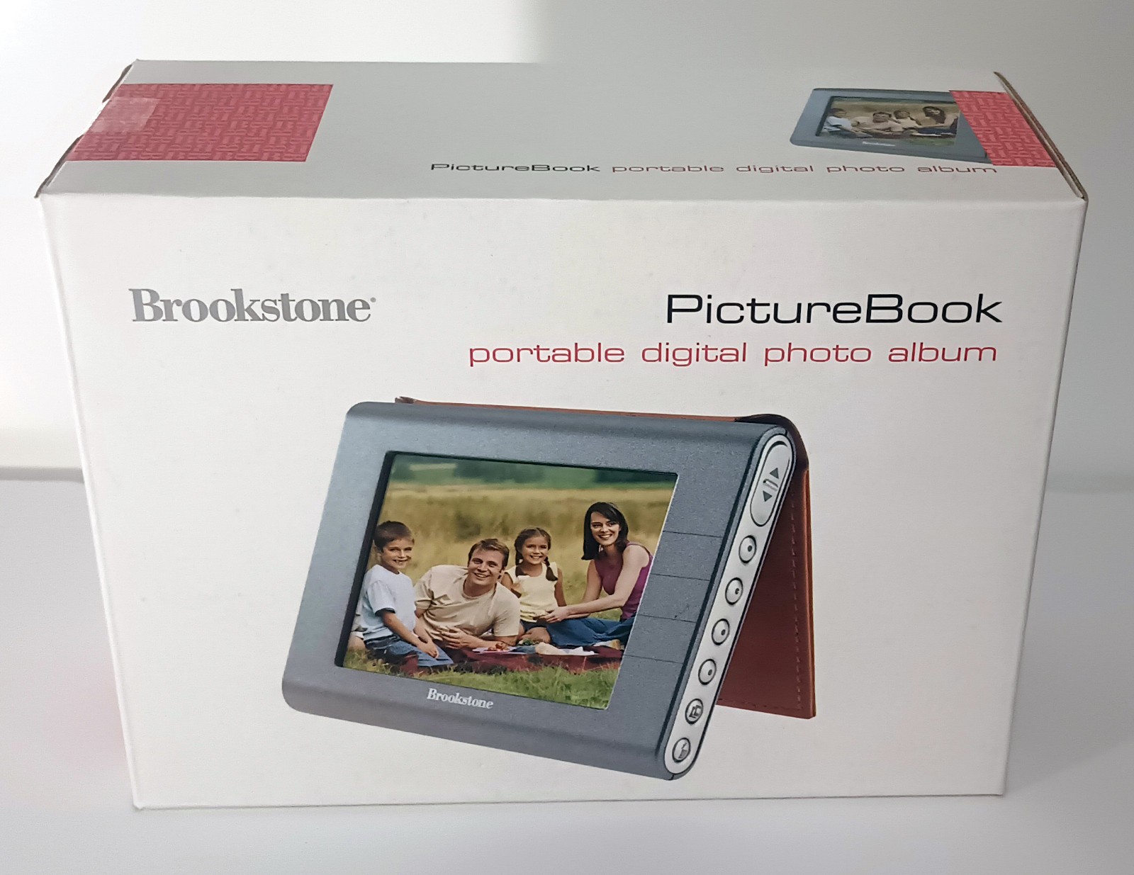 Brookstone My Life 3.5" Portable Digital Photo Album - Picture Frame Brown