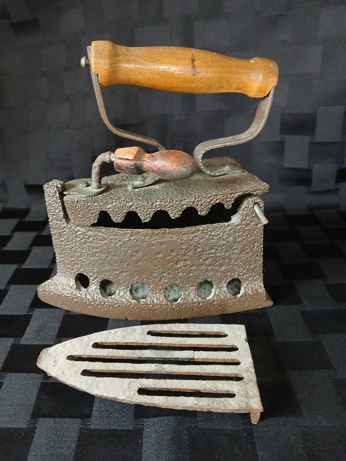 Antique Primitive Cast Iron Coal Box Iron Clothes Press/Wood Handle/Inner Grate