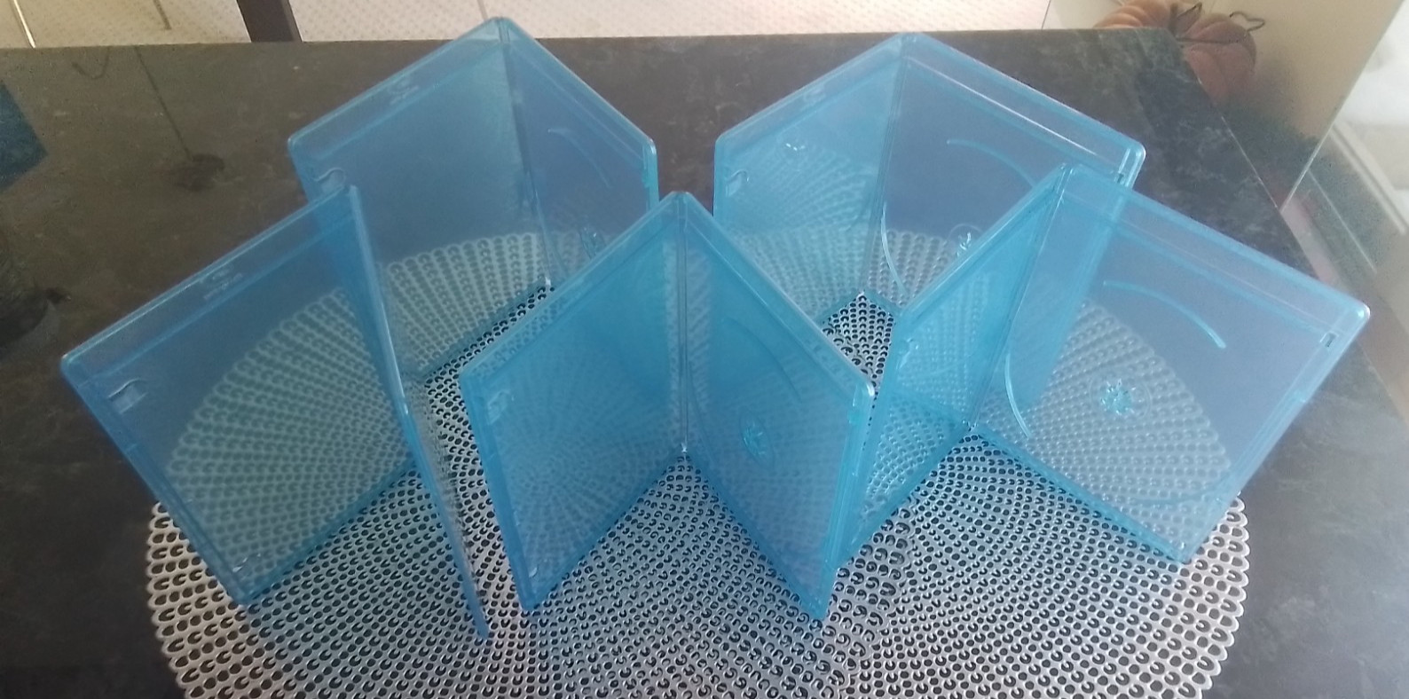 5- Blu-ray Ultra Slim Single Disc Replacement Cases no disc *please read*