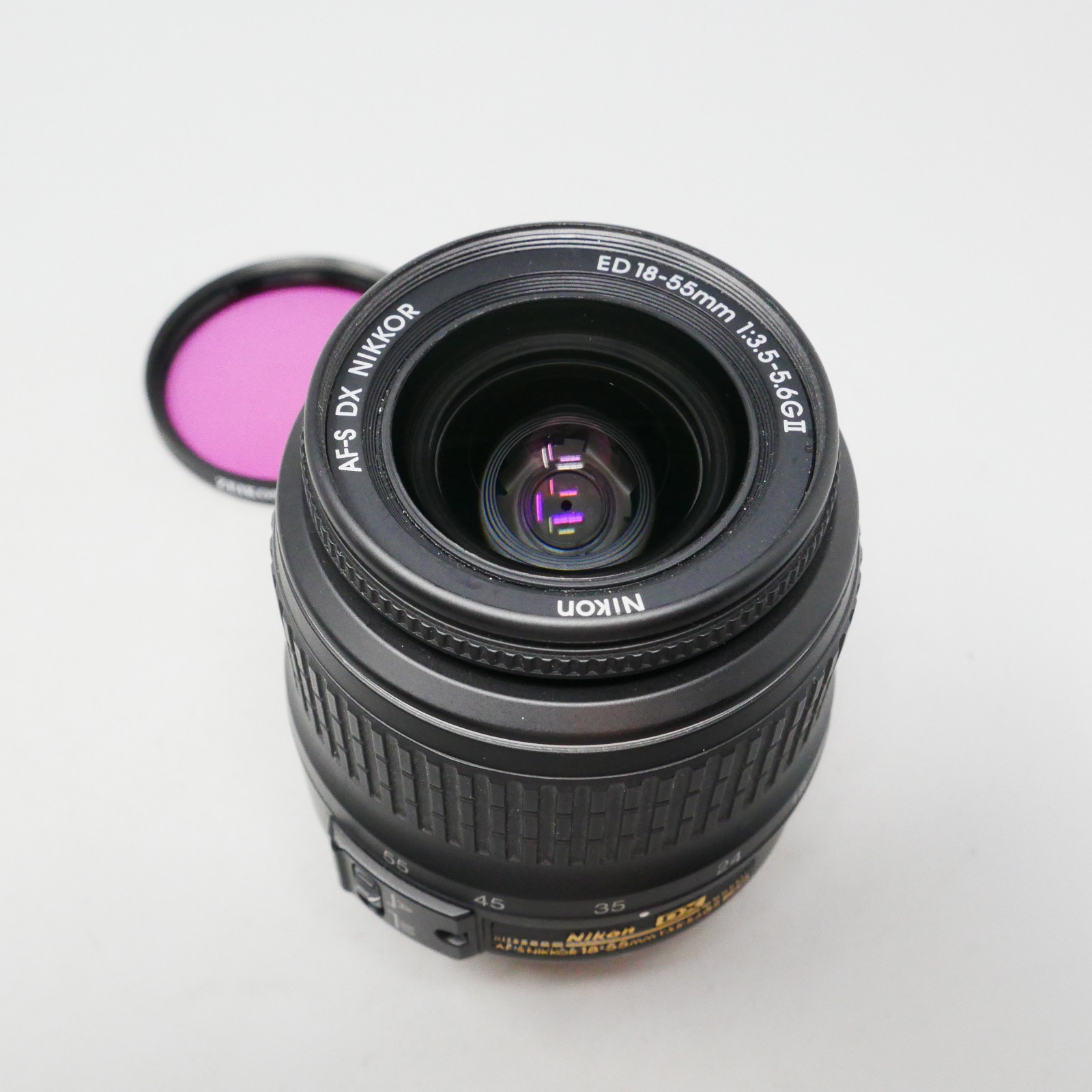 Nikon NIKKOR AF-S 18-55mm f/3.5-5.6 G ED DX Lens with Filter
