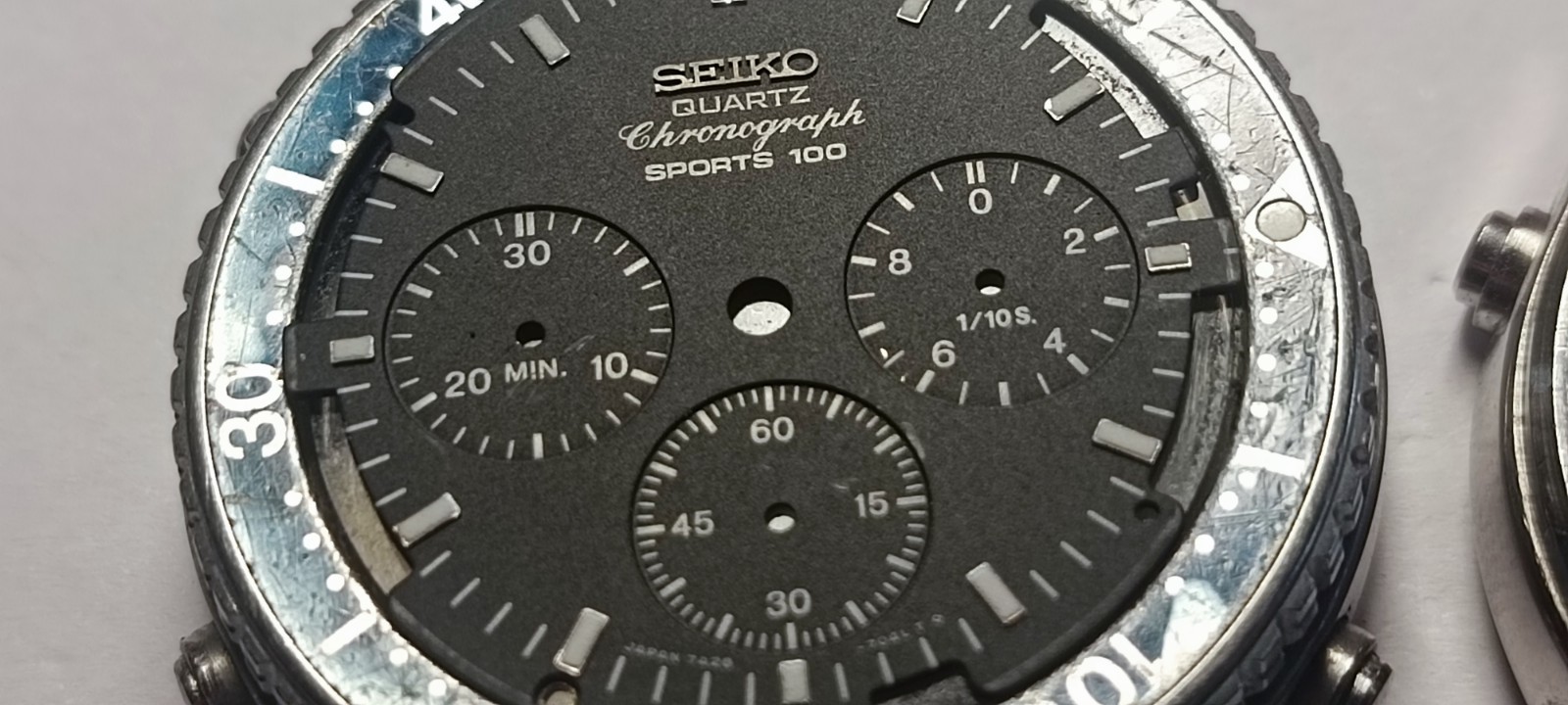  SEIKO 7A28-7040 chronograph