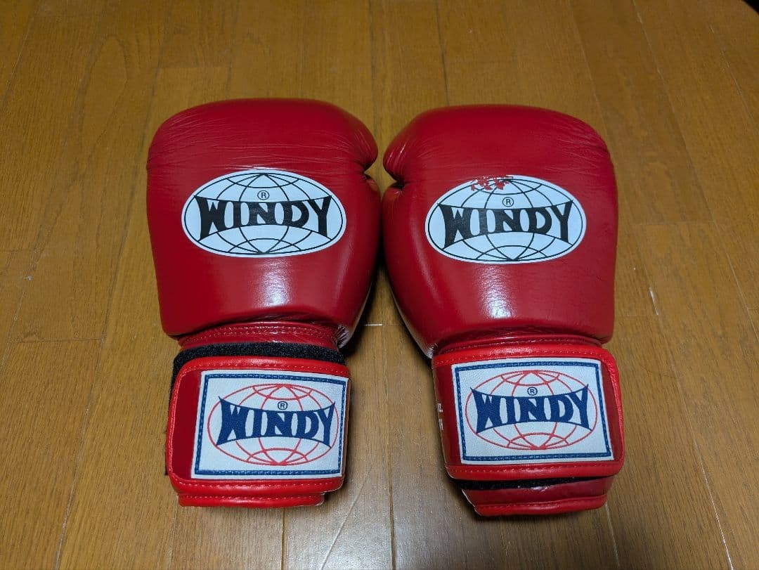 WINDY Boxing Gloves 16 oz Red Durable Design High Quality Training Gear