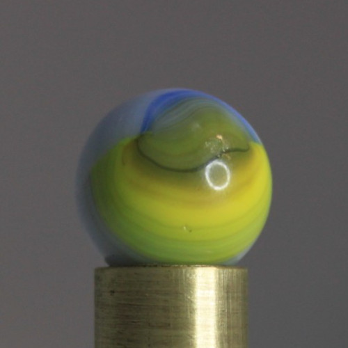 AKRO AGATE CORKSCREW SPIRAL SKY BLUE YELLOW OPAQUE WHITE 5/8" VINTAGE GLASS