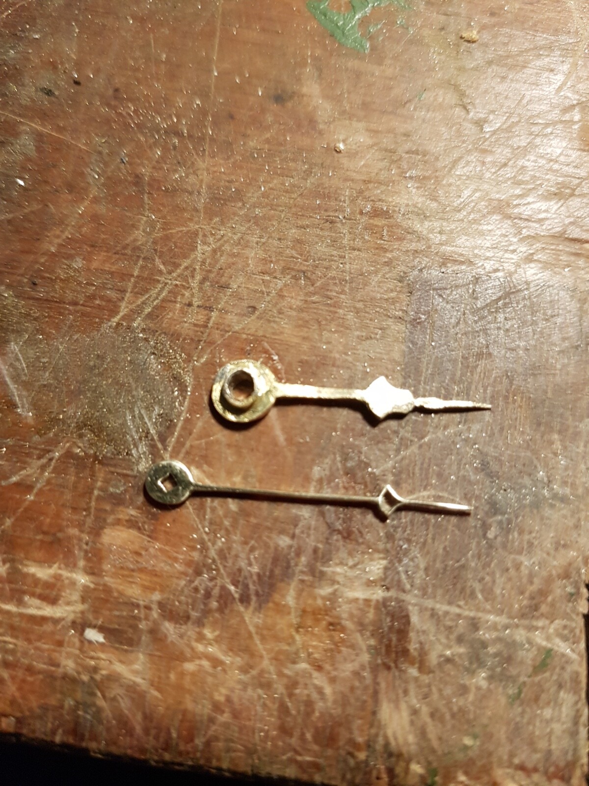 Making copies of watch hands  ( wristwatches and pocket watches )