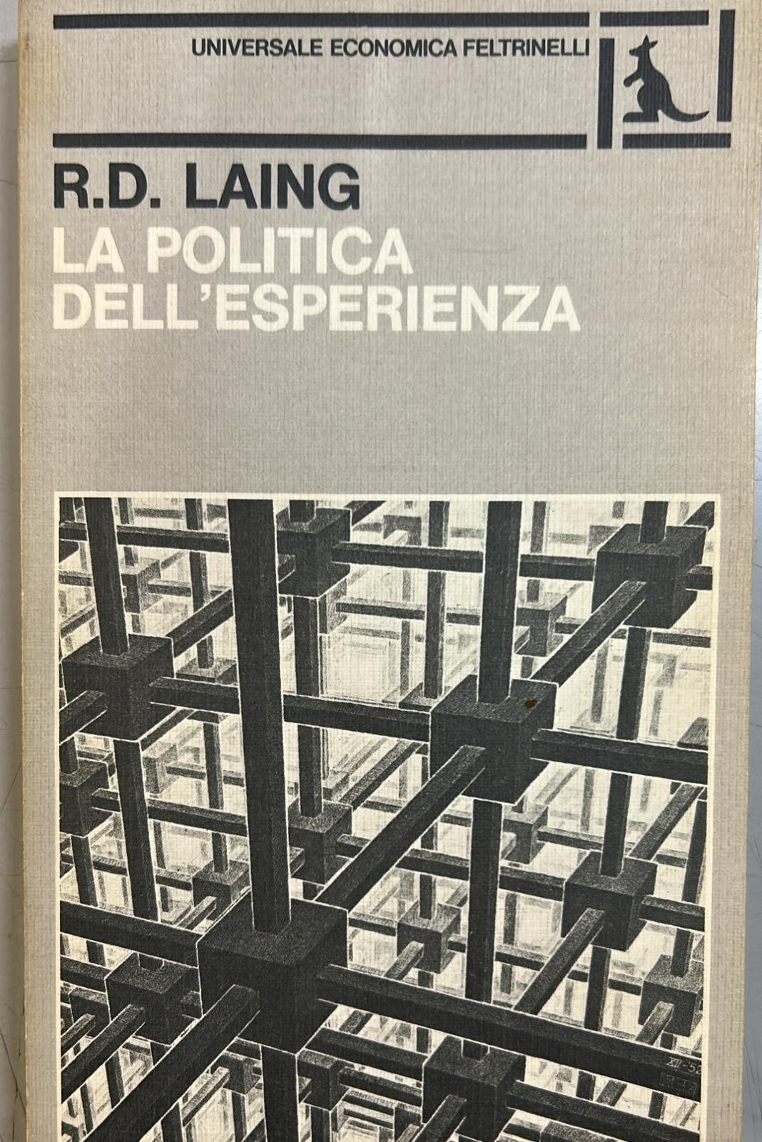 politica dell'esperienza laing B00F47D4ZW