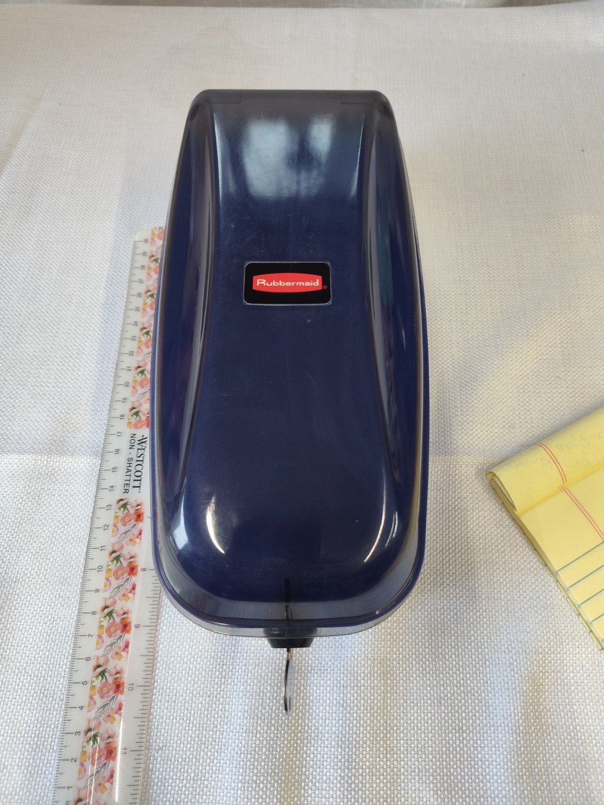 Rubbermaid Locking Case Storage Box Blue with Clear Lid 9x3 Comes with Key Lock