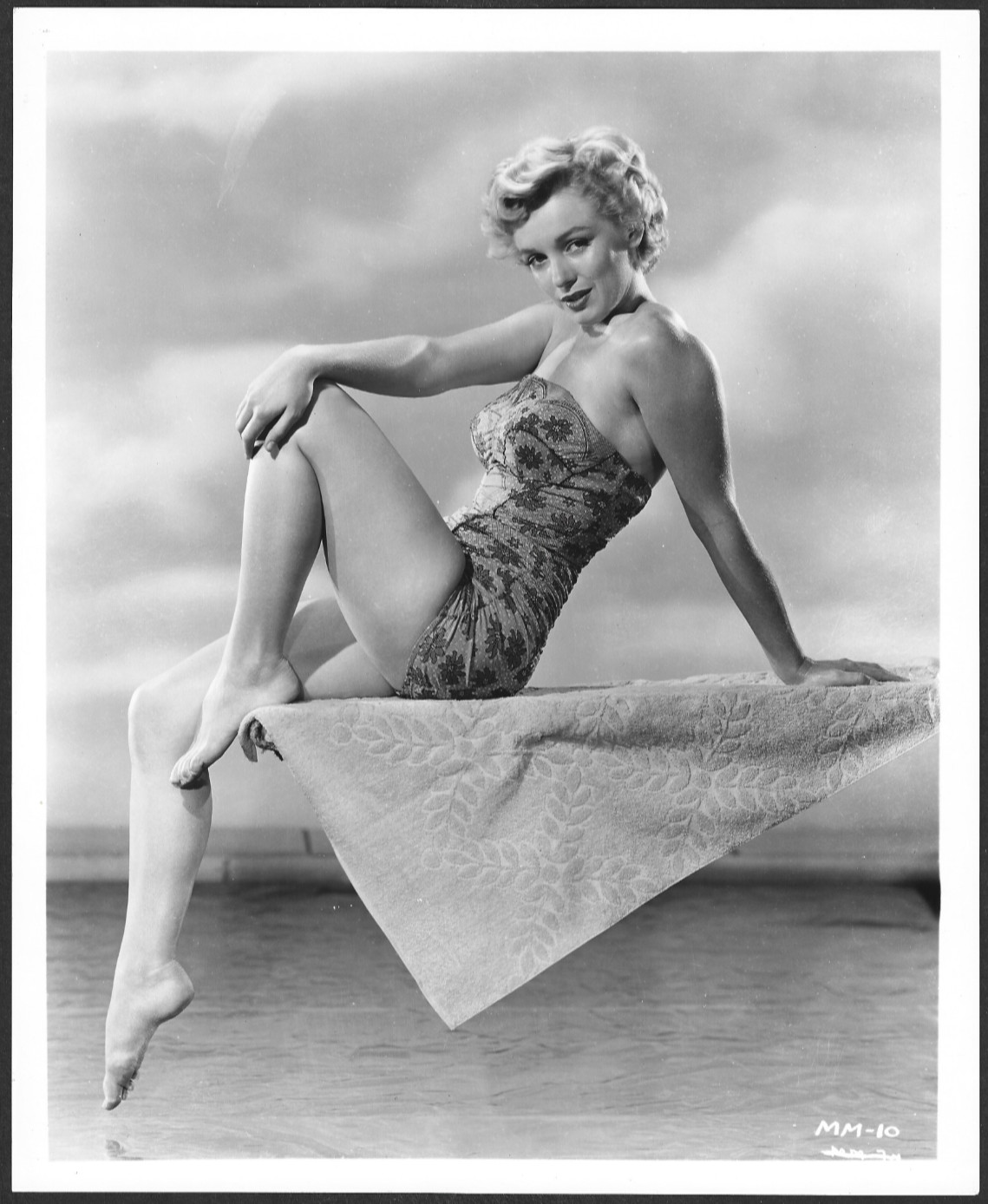 MARILYN MONROE VINTAGE ORIGINAL PHOTO HOLLYWOOD BEAUTY SEDUCTIVE POSE PORTRAIT