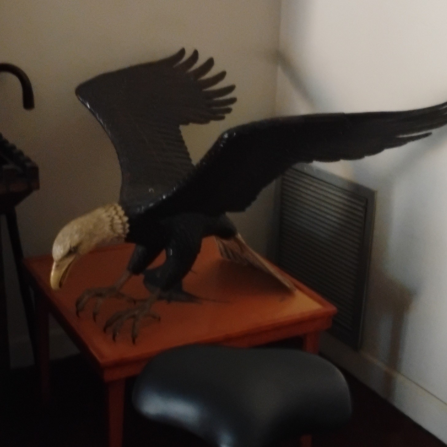 Eagle Sculpture Statue Large Animal Art Decor Single Piece Figurative Theme