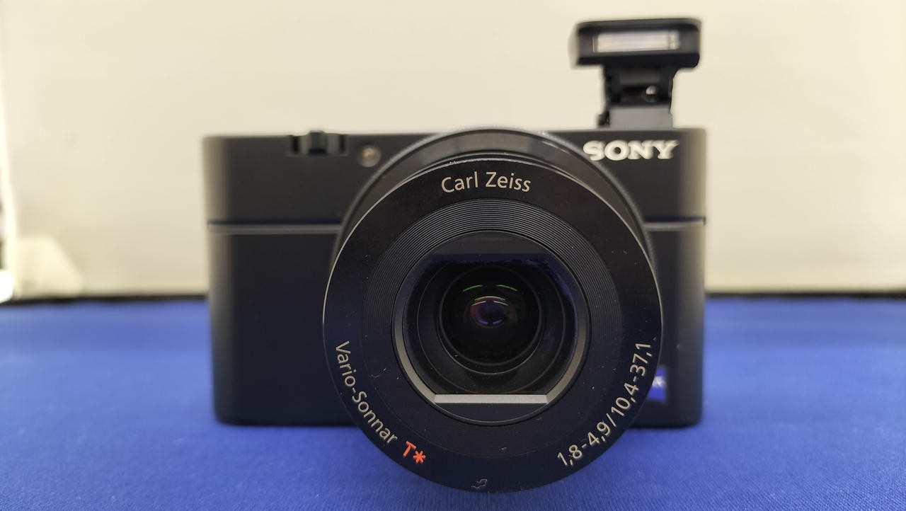 Sony RX100 Digital Camera 20MP 3.6x Zoom Used From Japan