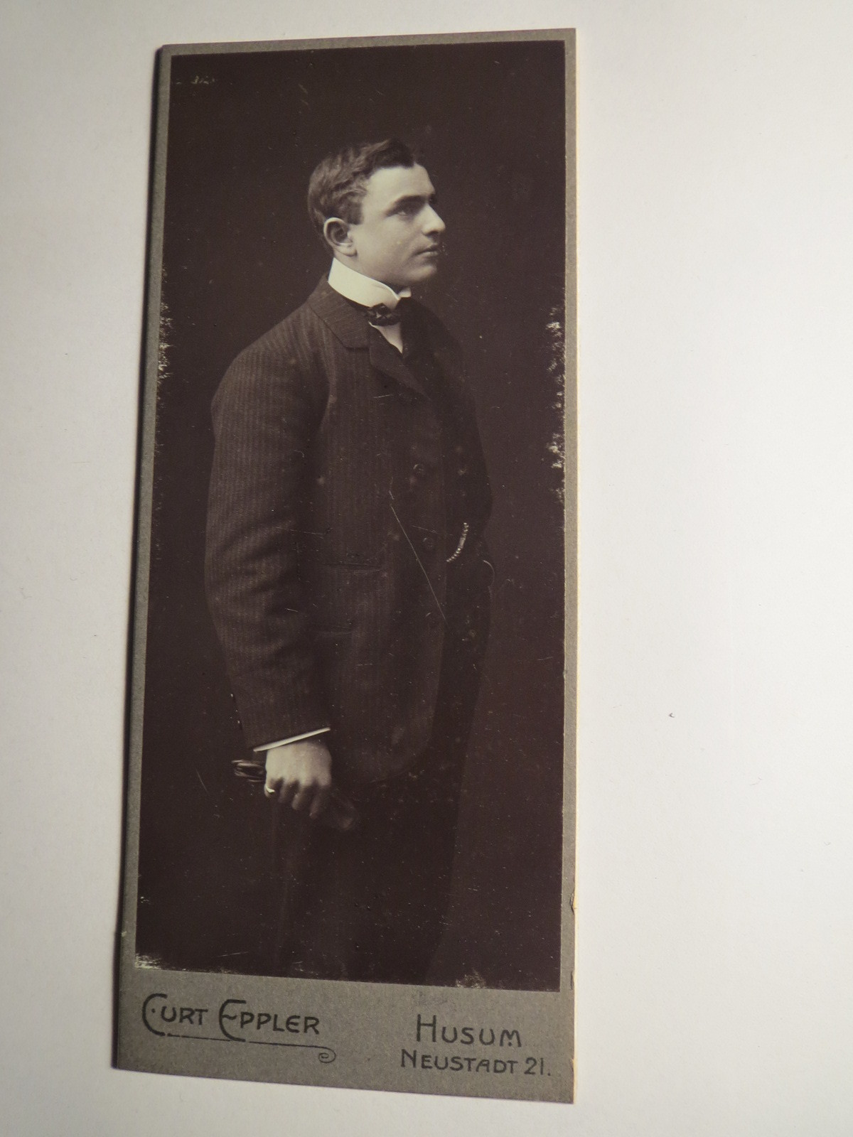Husum - Standing Young Man in Suit - From Side / CDV