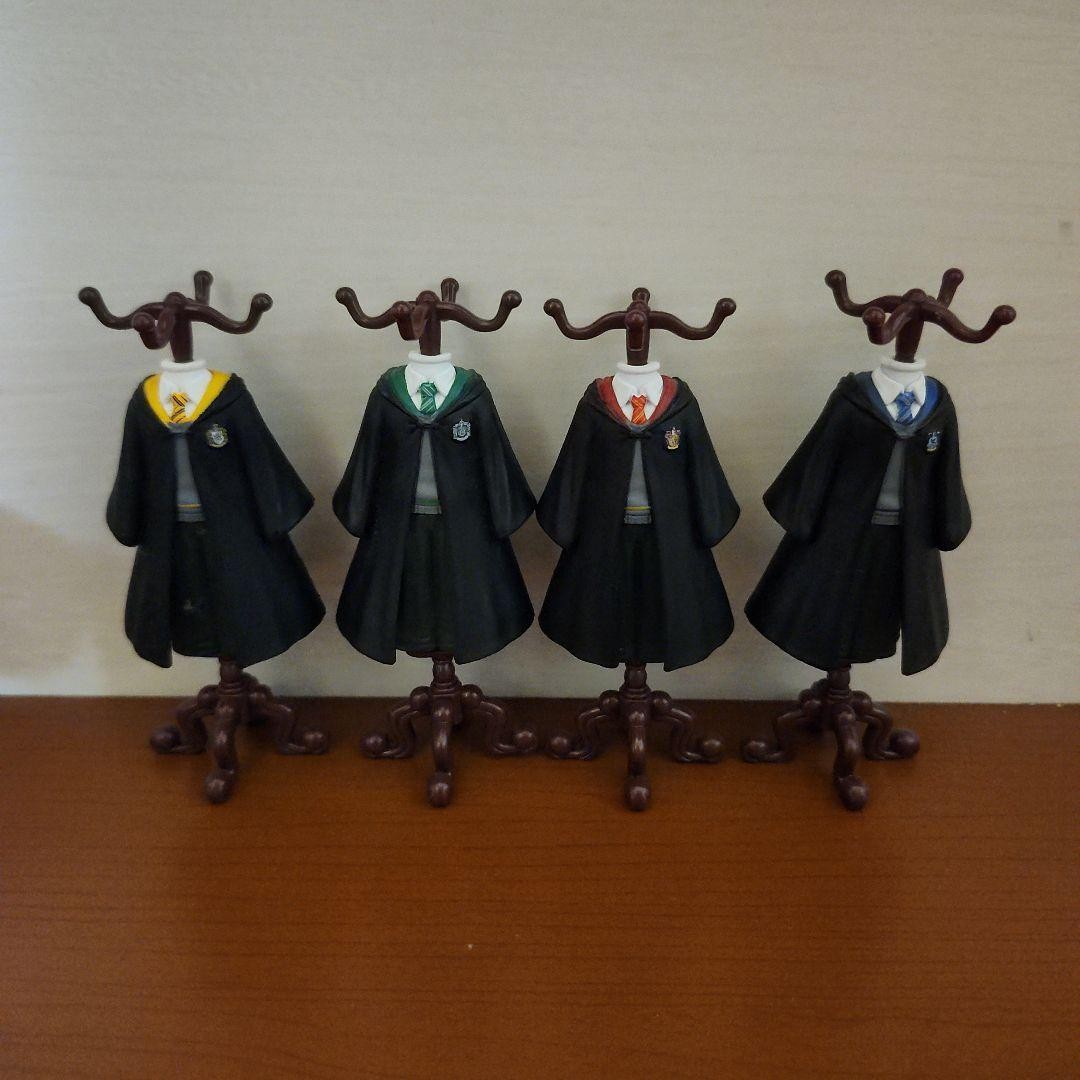 Harry Potter Complete Torso Figure Gryffindor Slytherin Ravenclaw