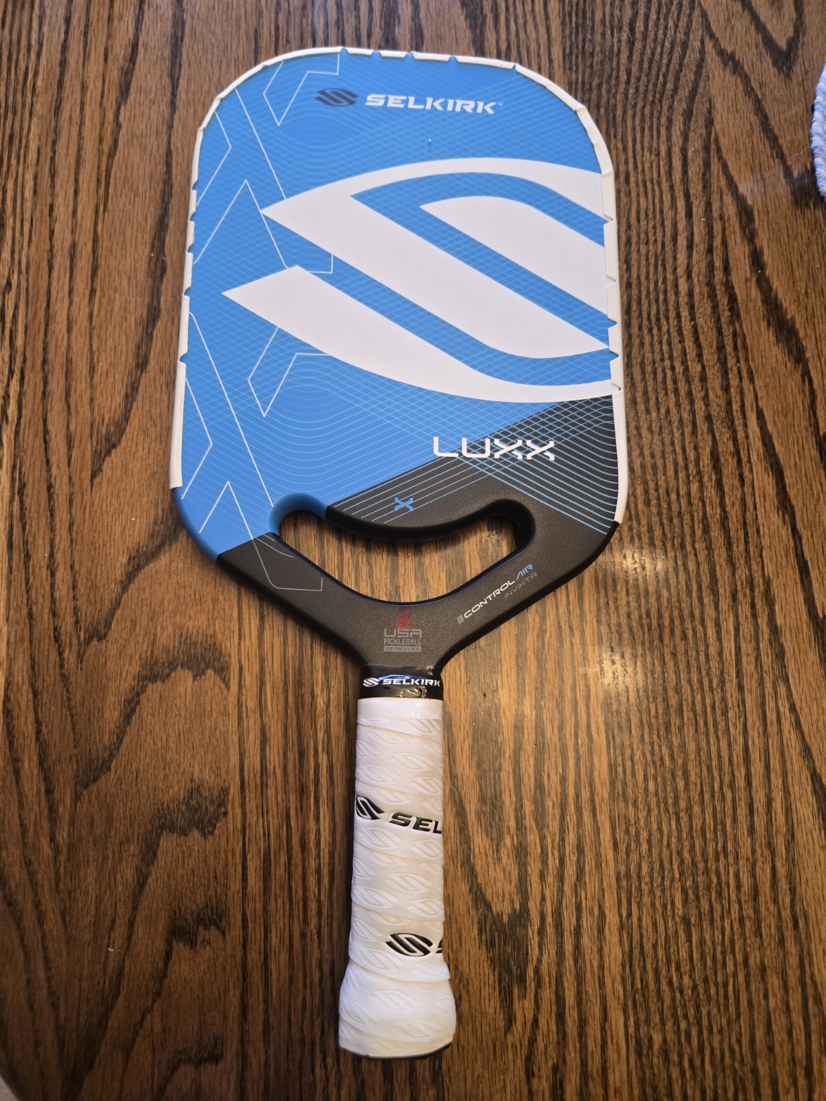 Selkirk Sport LUXX Control Air Pickleball Paddle 