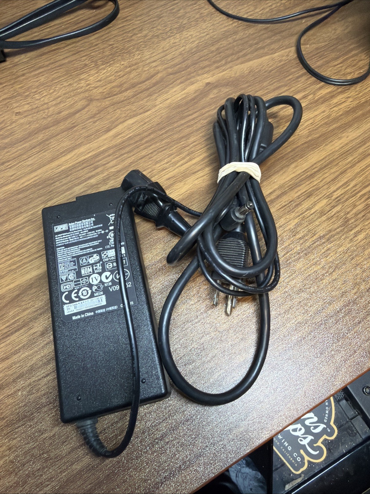 Genuine APD DA-90C19 AC Adapter 19V 4.74A Power Supply 90W With Cord OEM