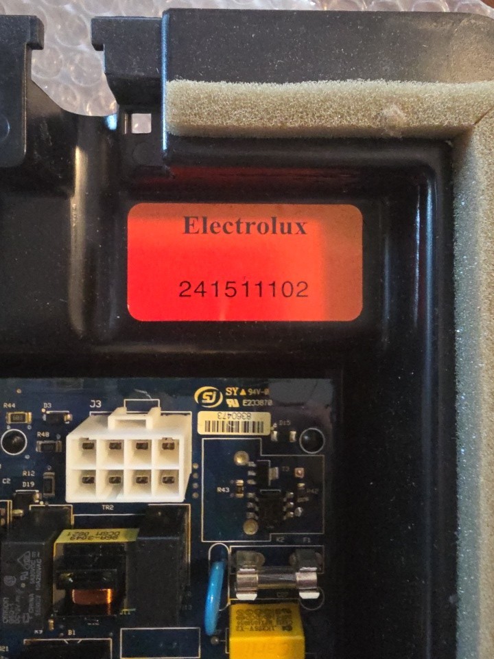 Electrolux Frigidaire 241511101 Main Control Board NEW OEM