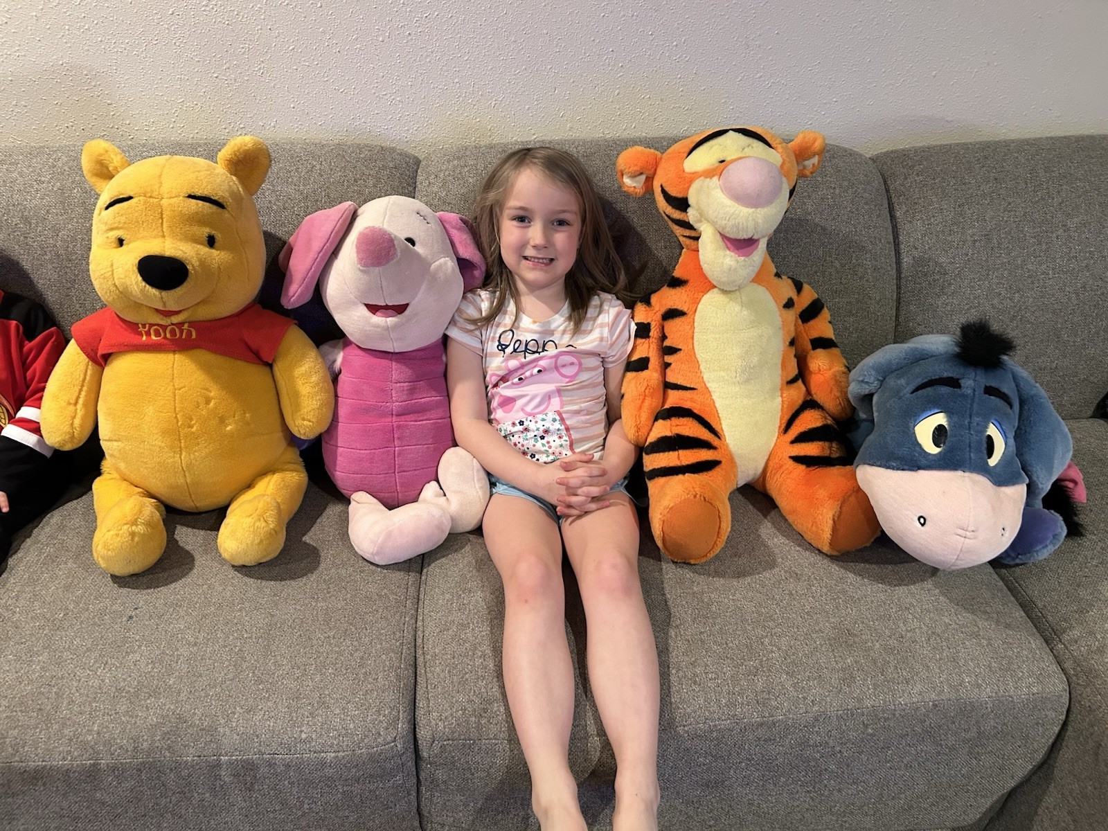 Disney Winnie The Pooh Giant Stuffy Lot 4