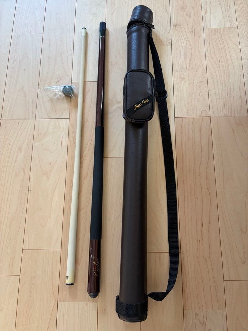 Cuetec Tri-Glide 55 2-Piece Billiard Cue, Carrying Bag, Near Mint, Used rr2