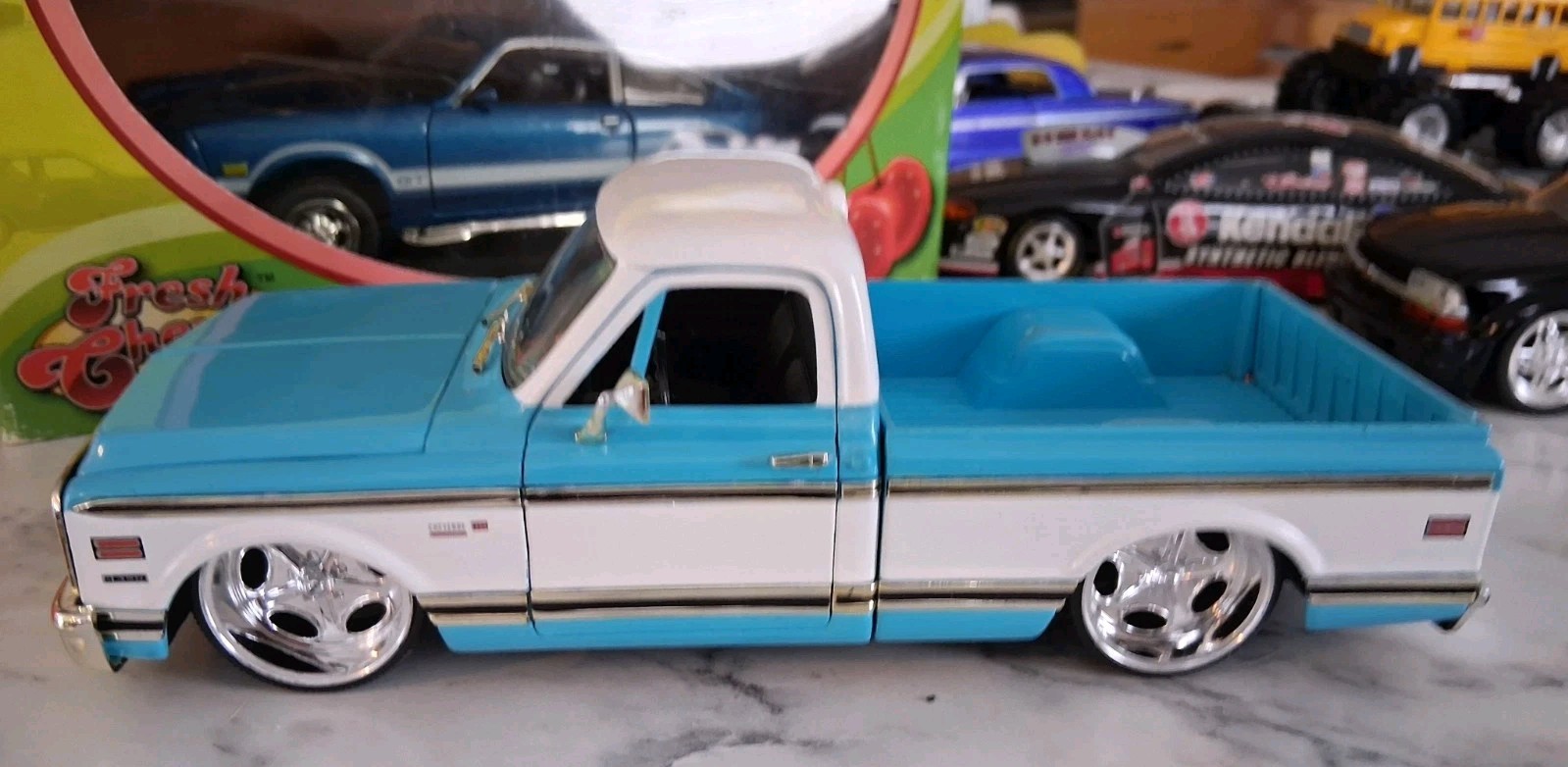 ((Xtra Rare Color)) 1.24 JADA 72 CHEVY P/UP BABY BLUE & White Mint (((READ AD)))