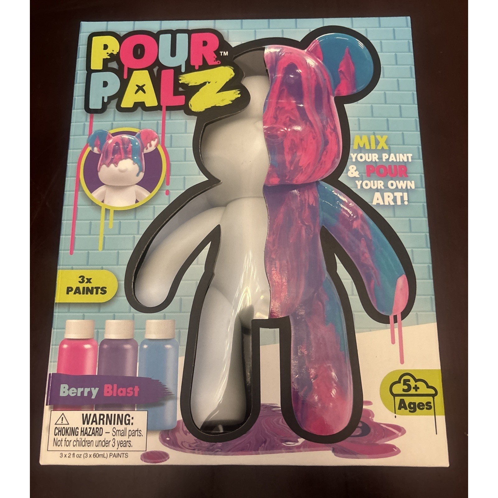 Pour Palz 9" Bear Berry Blast DIY Paint & Pour Craft Kit
