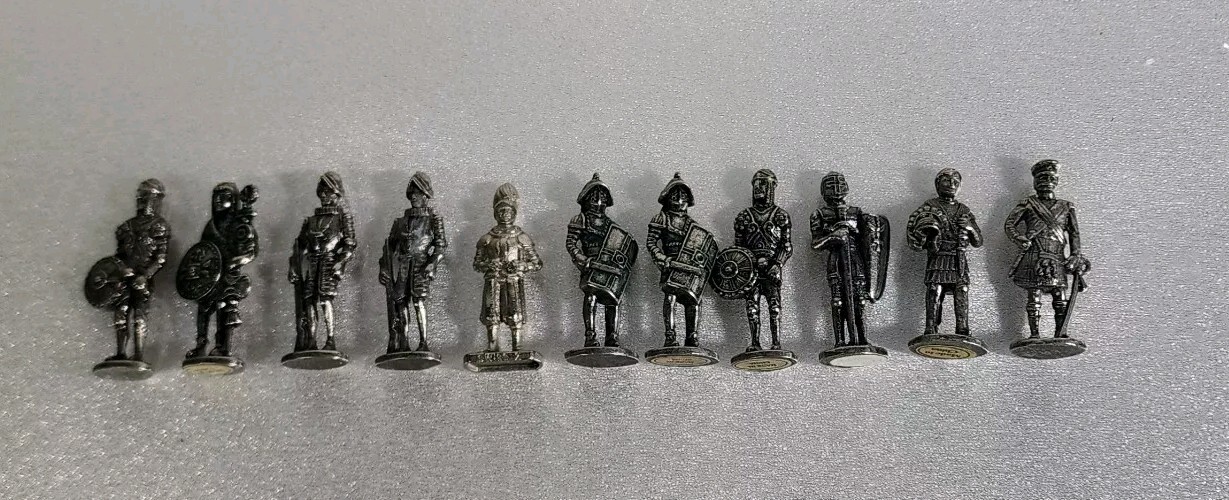 Miniature Soldiers 11 ALL Metal, nice quality 1-1/2”