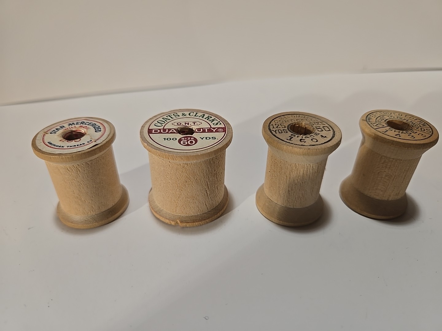 4 Vintage Wooden Spools Small Empty Sewing Belding Coats Star Arts Deco Crafts