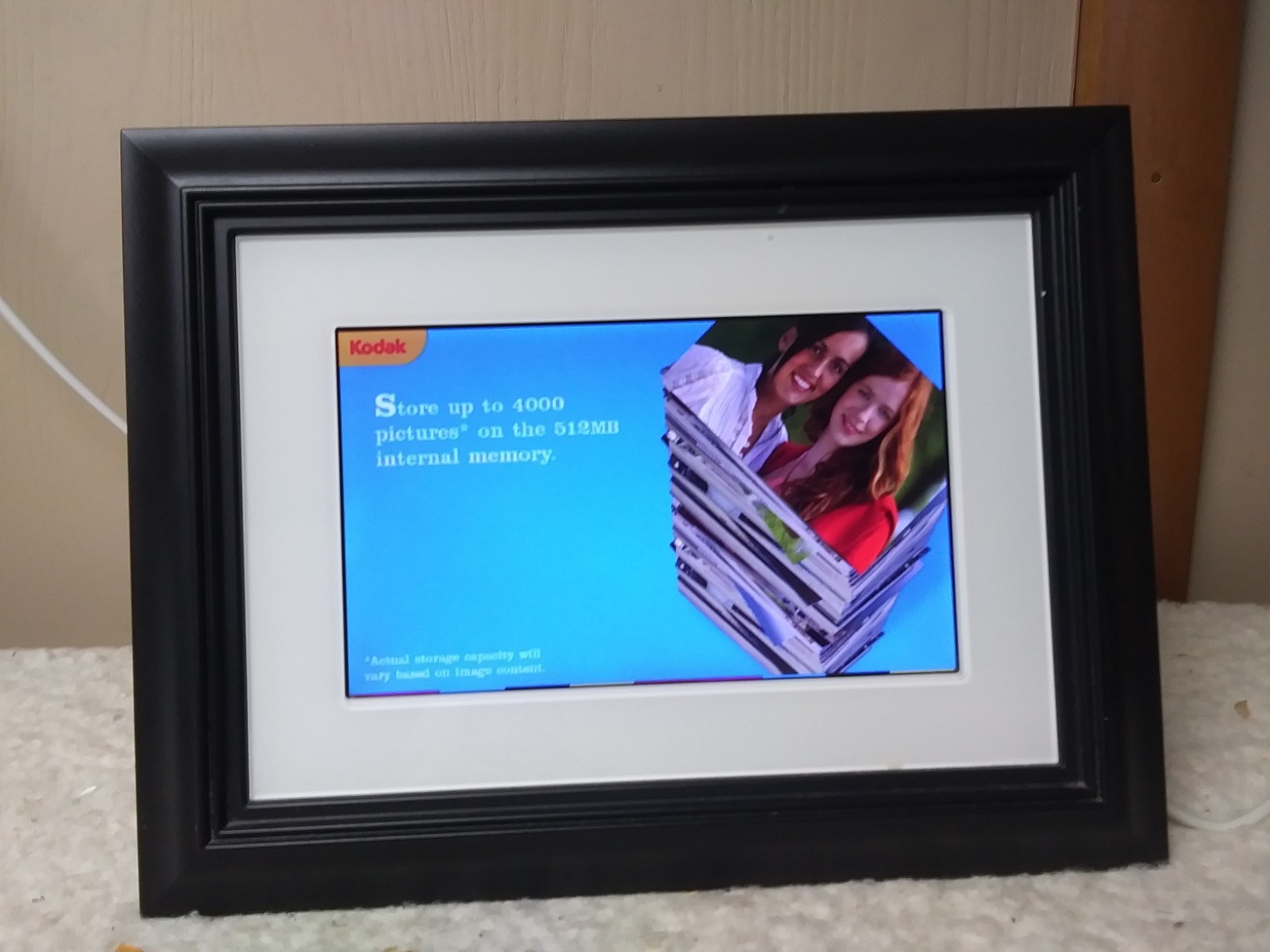 Kodak EasyShare P730 7" Digital Picture Frame