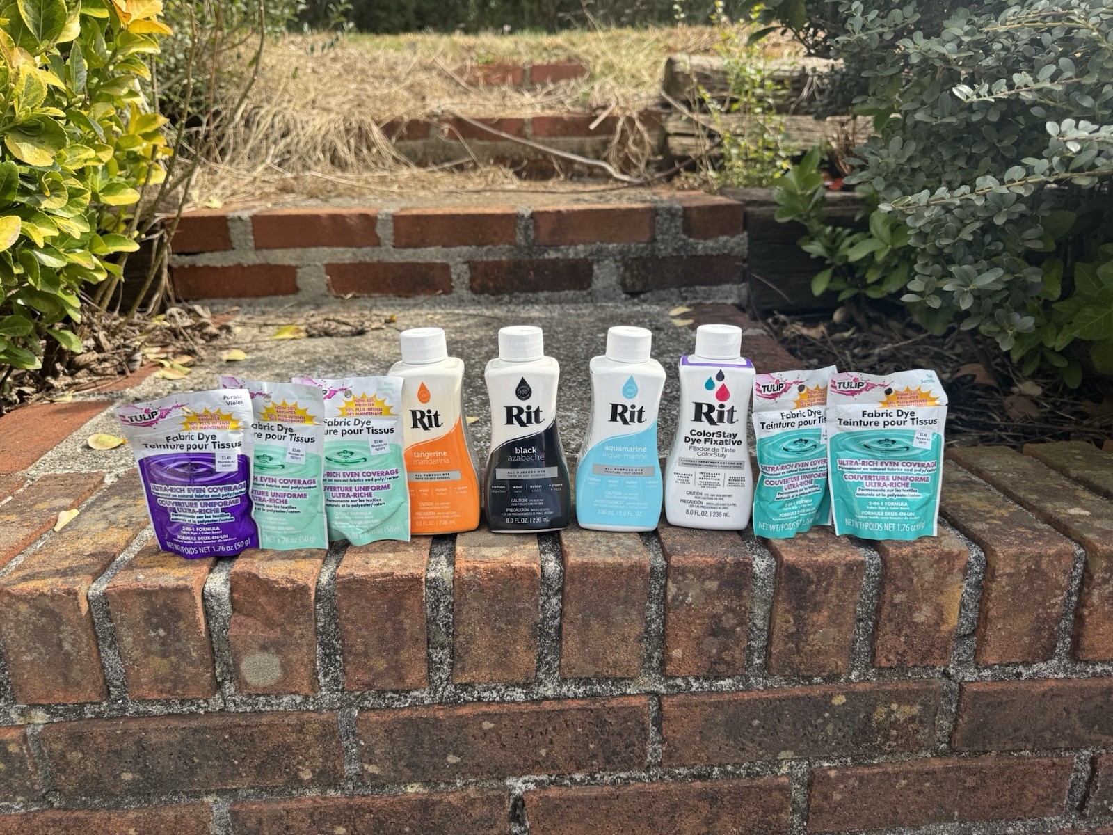 Lot Of 4 Rit Liquid And 5 Tulip Powder Fabric Dyes And Colorstay Fixative