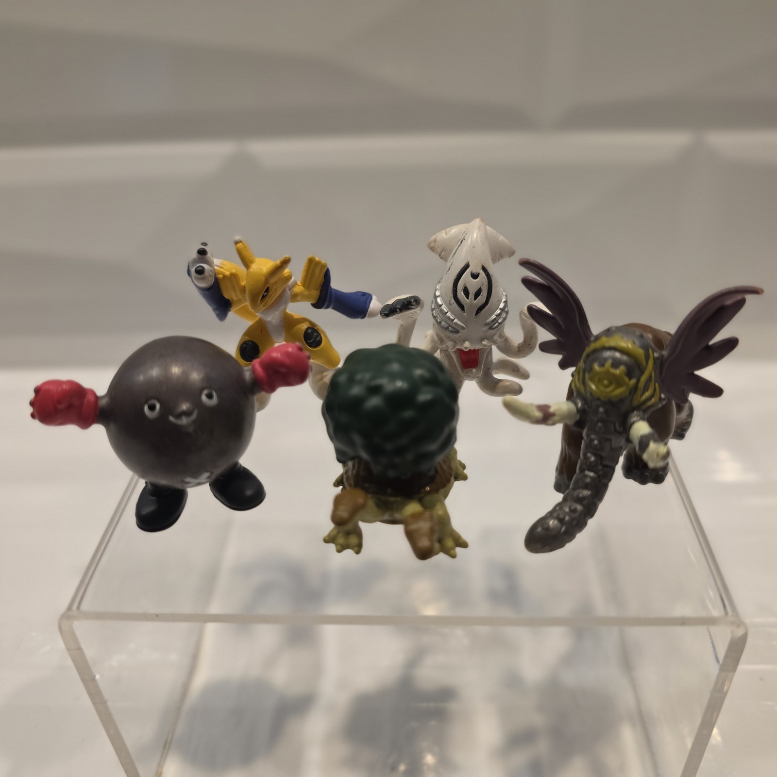 Digimon Digital Monsters Mini Figures Lot of 5 H-T Bandai VTG Guilmon Revolmon