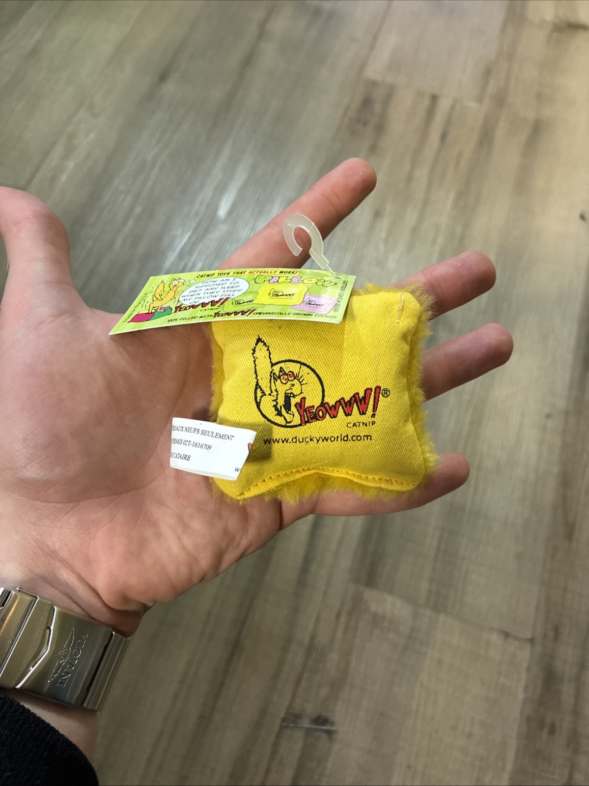 Yeowww! Organic Catnip Pillow Toy For Cats - Yellow