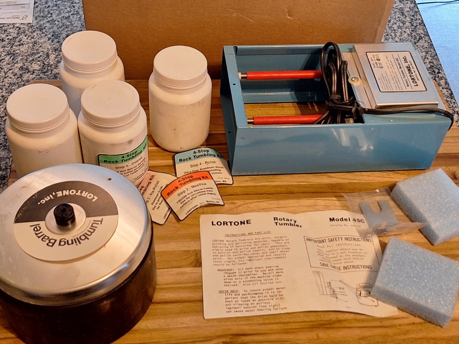 LORTONE 45C ROTARY ROCK TUMBLER POLISHER 6LB BARREL VINTAGE In Original Box