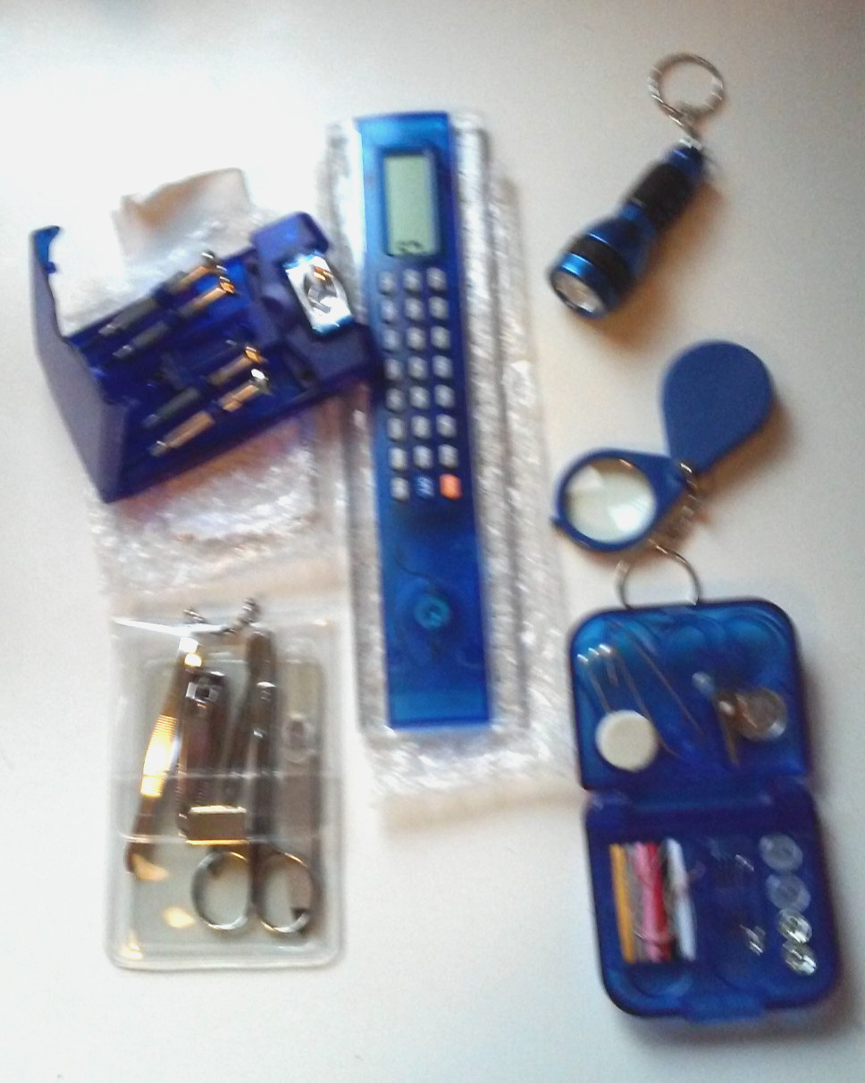 Six Piece Set Screw Drivers Ruler Calculator Sew Kit Manicure Kit Key Chains