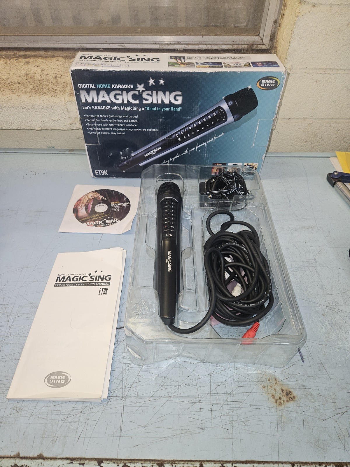 MagicSing ET9K Digital Home Microphone Karaoke Magic Sing with Box and Booklet